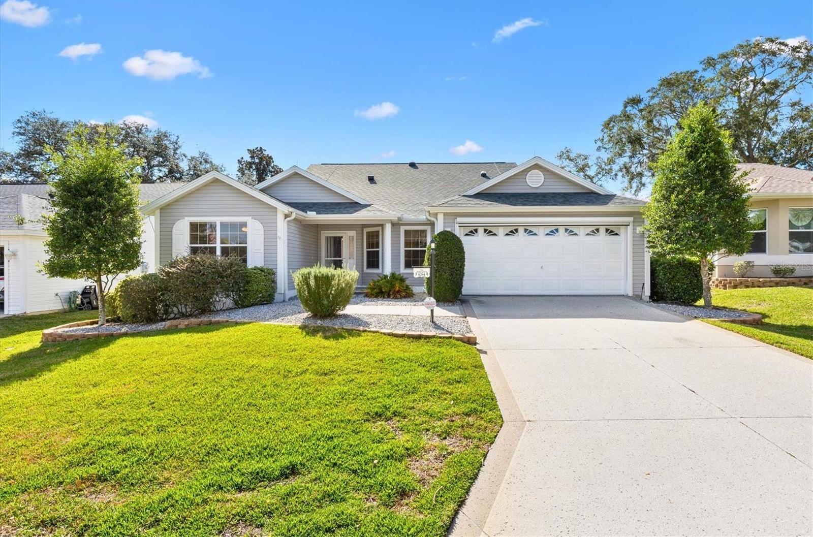 Photo one of 8294 Se 177Th Winterthur Loop The Villages FL 32162 | MLS G5092936