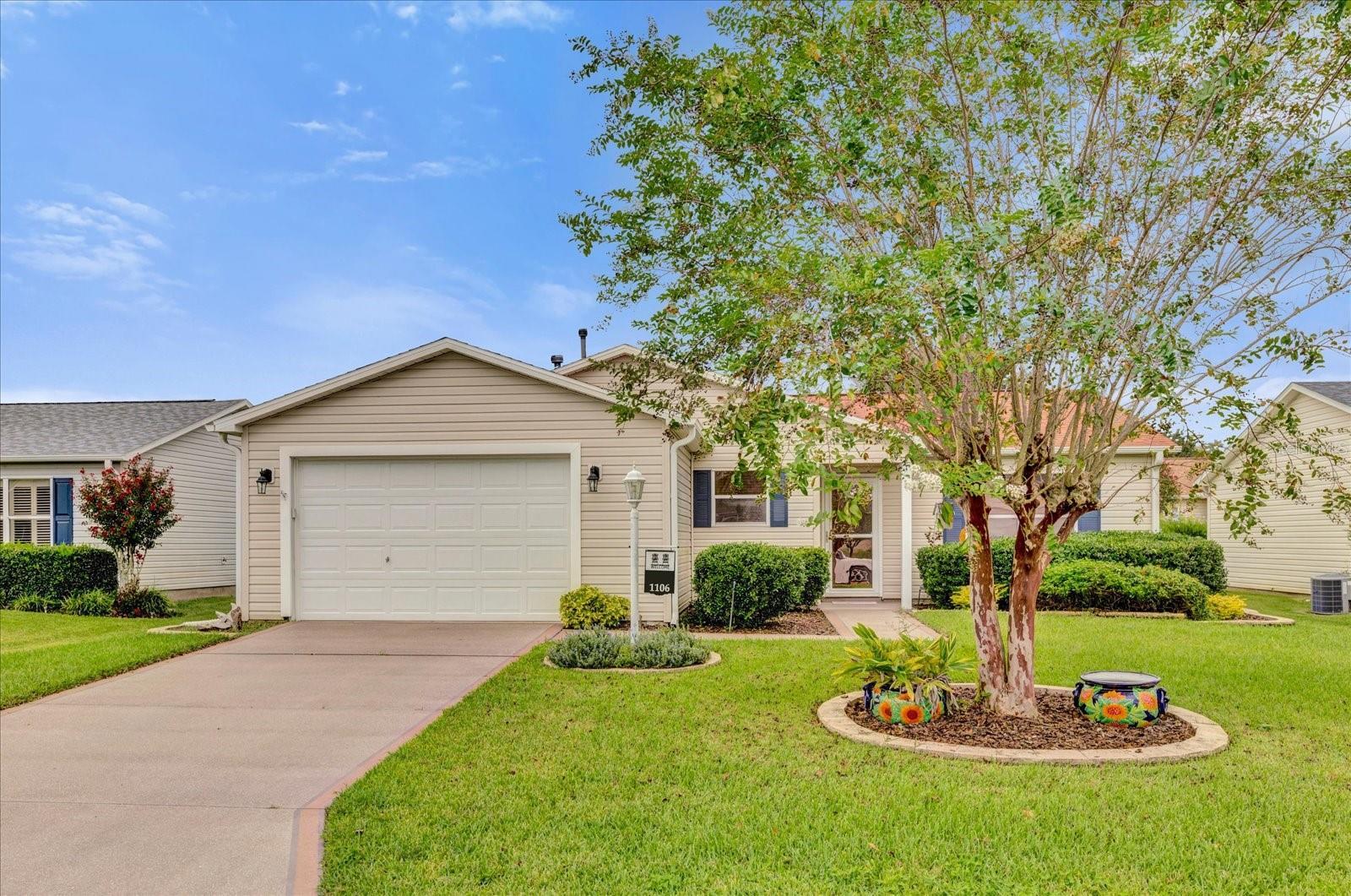 Photo one of 1106 Blythe Way The Villages FL 32162 | MLS G5093139