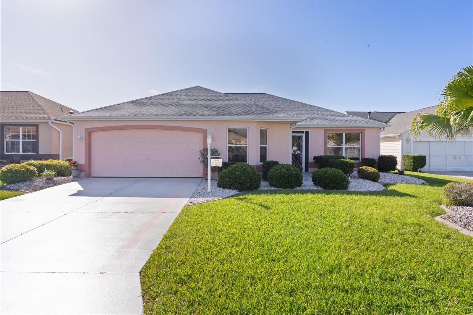 Photo one of 3056 Saint Thomas Ln The Villages FL 32162 | MLS G5093674