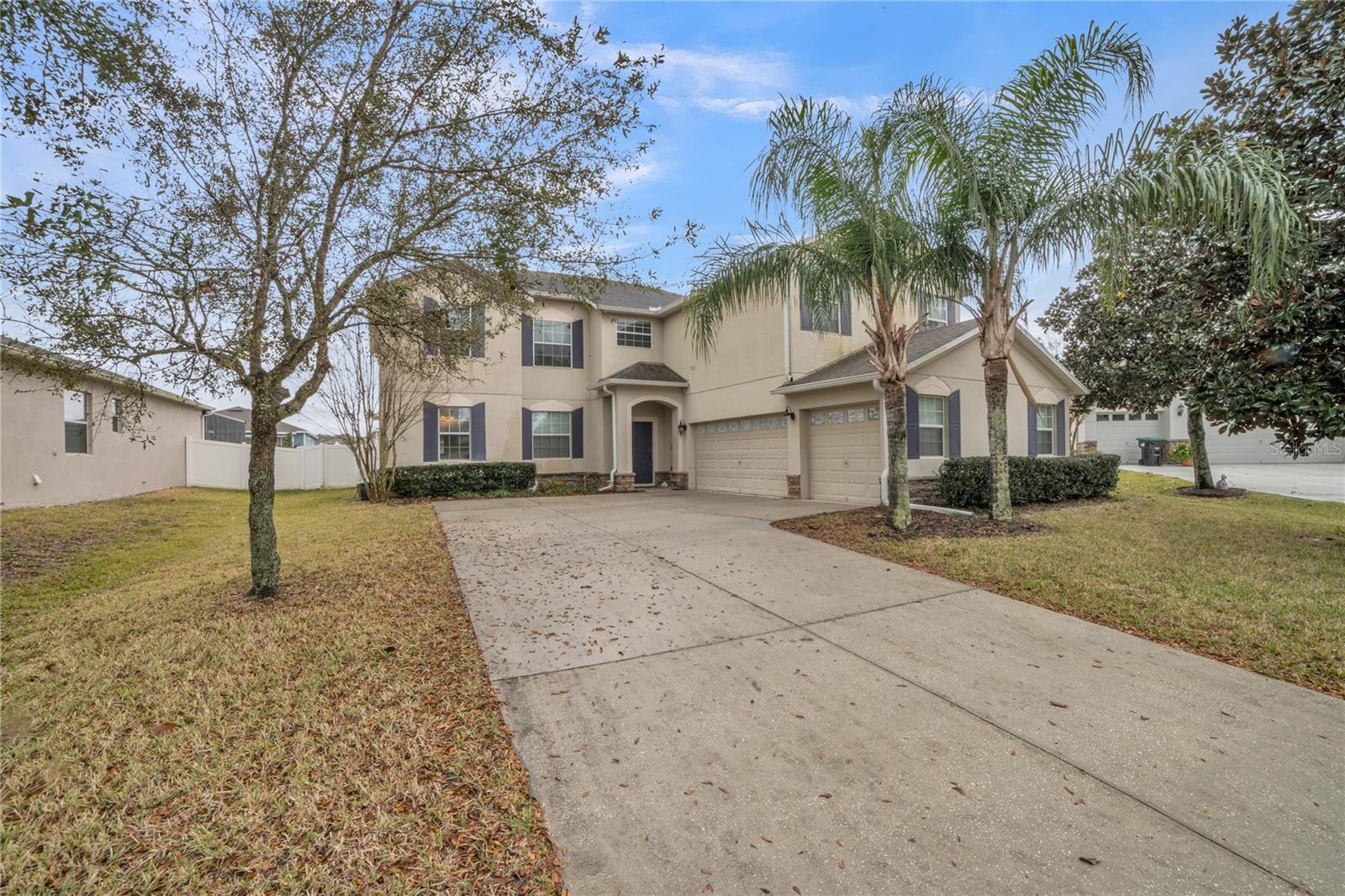 Photo one of 4654 Coppola Dr Mount Dora FL 32757 | MLS G5093796