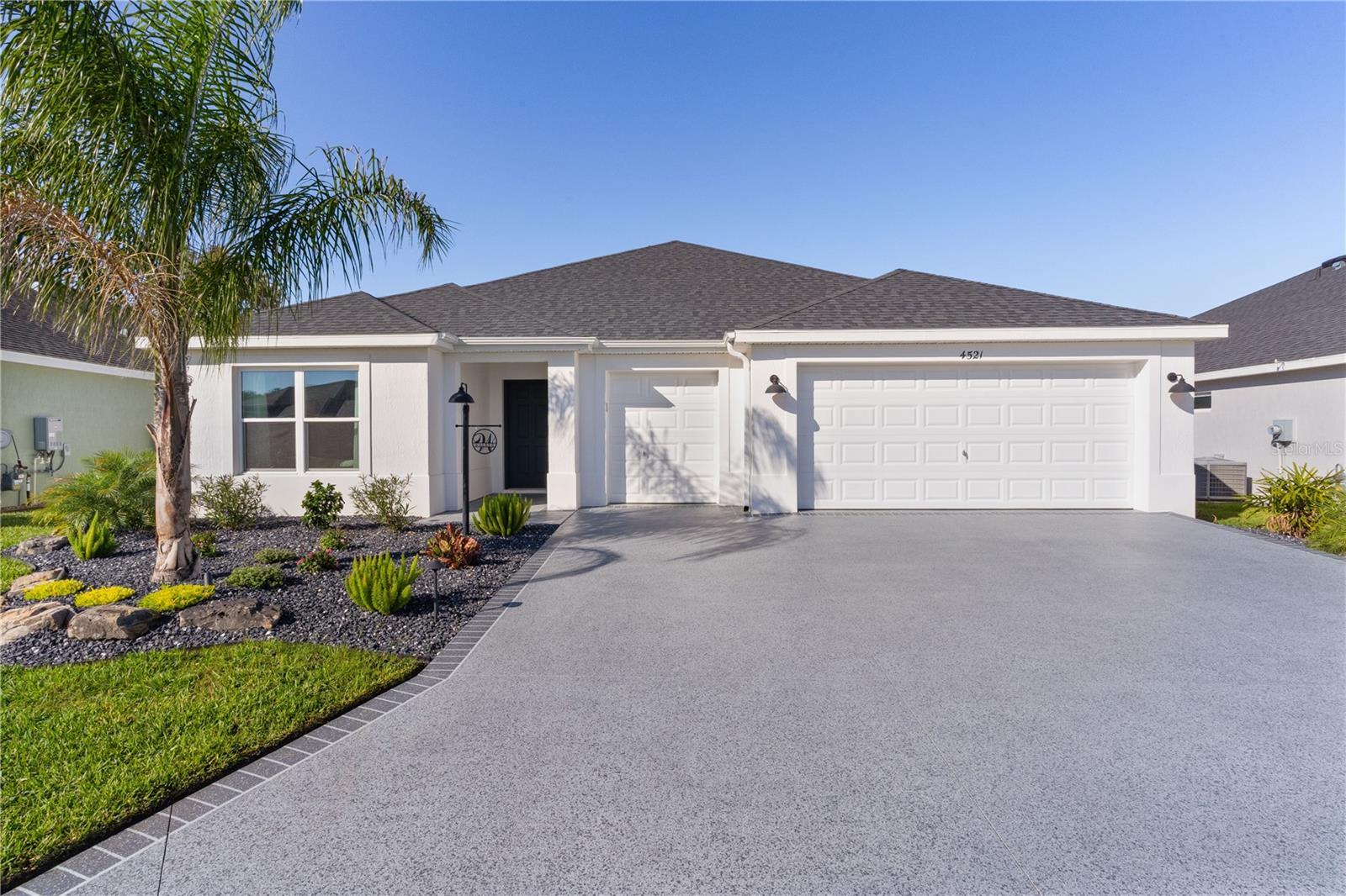 Photo one of 4521 Whittingtin Circle The Villages FL 32163 | MLS G5094240