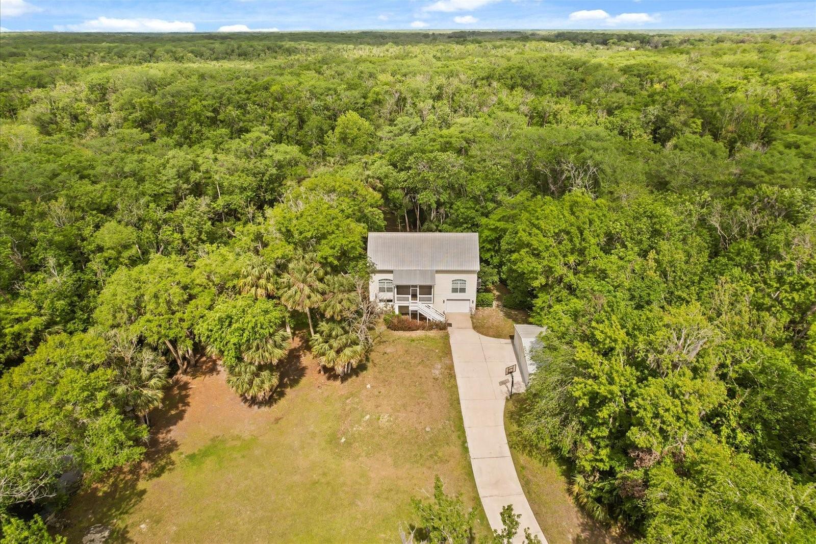 Photo one of 2870 Belinda Dr Deland FL 32720 | MLS G5095119