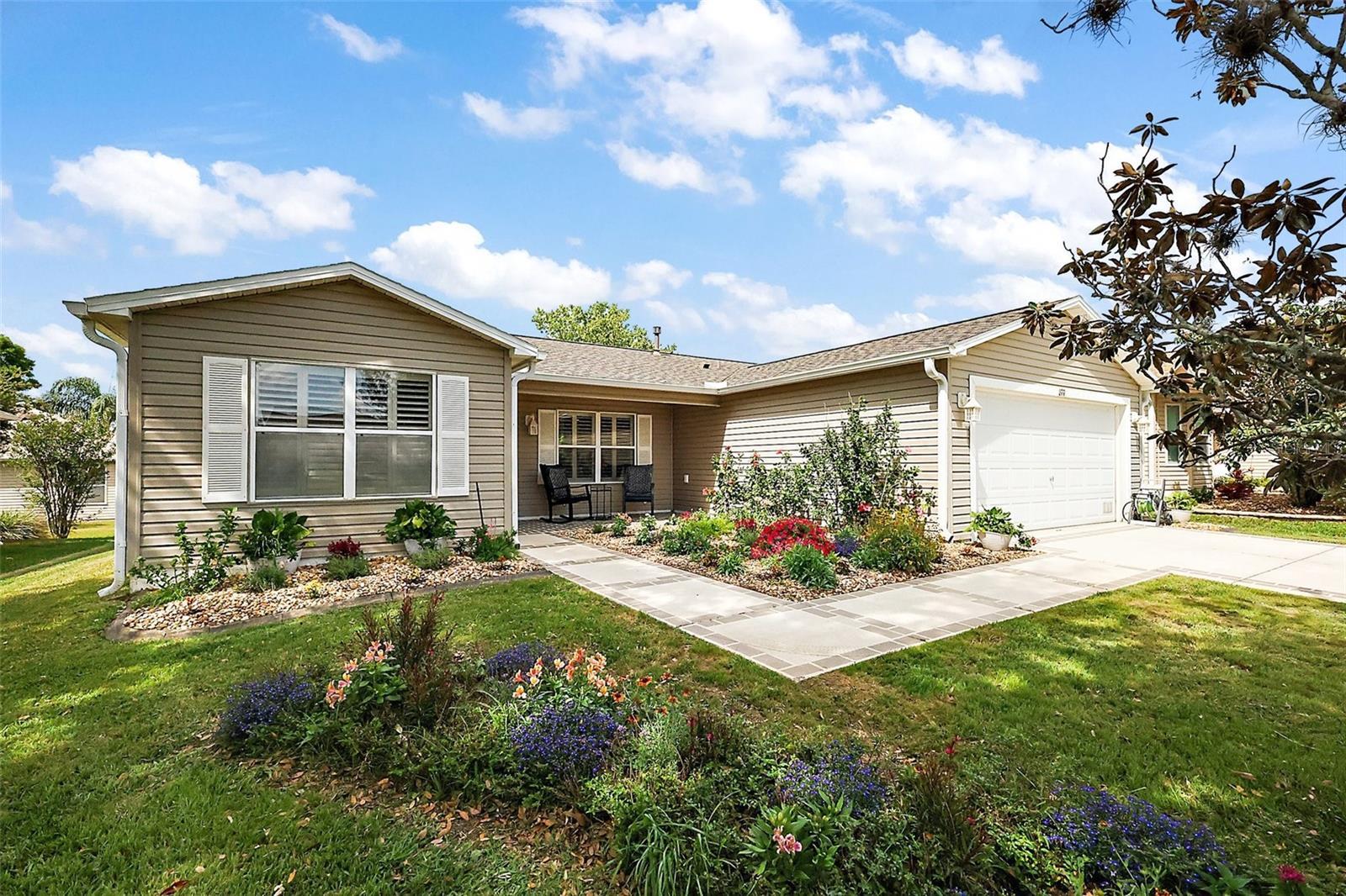 Photo one of 299 Jefferson Ln The Villages FL 32162 | MLS G5095497