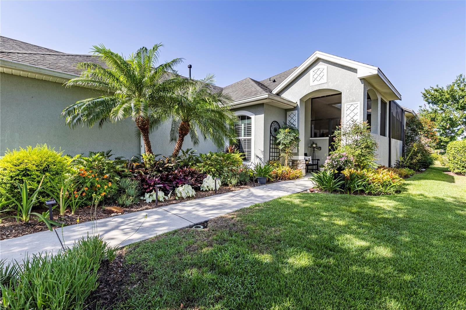Photo one of 7873 Crosswinds Way Mount Dora FL 32757 | MLS G5097135