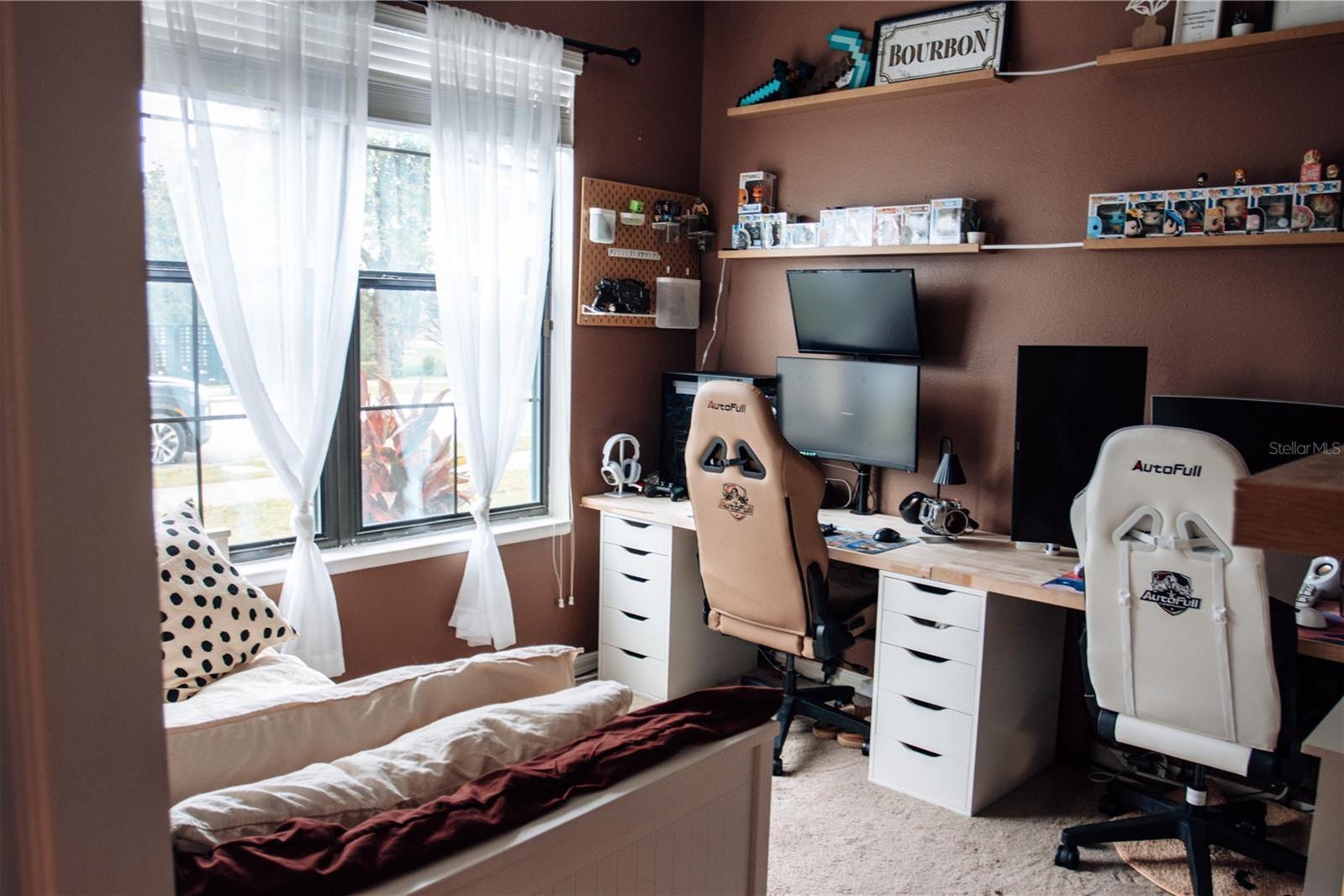 Photo #18