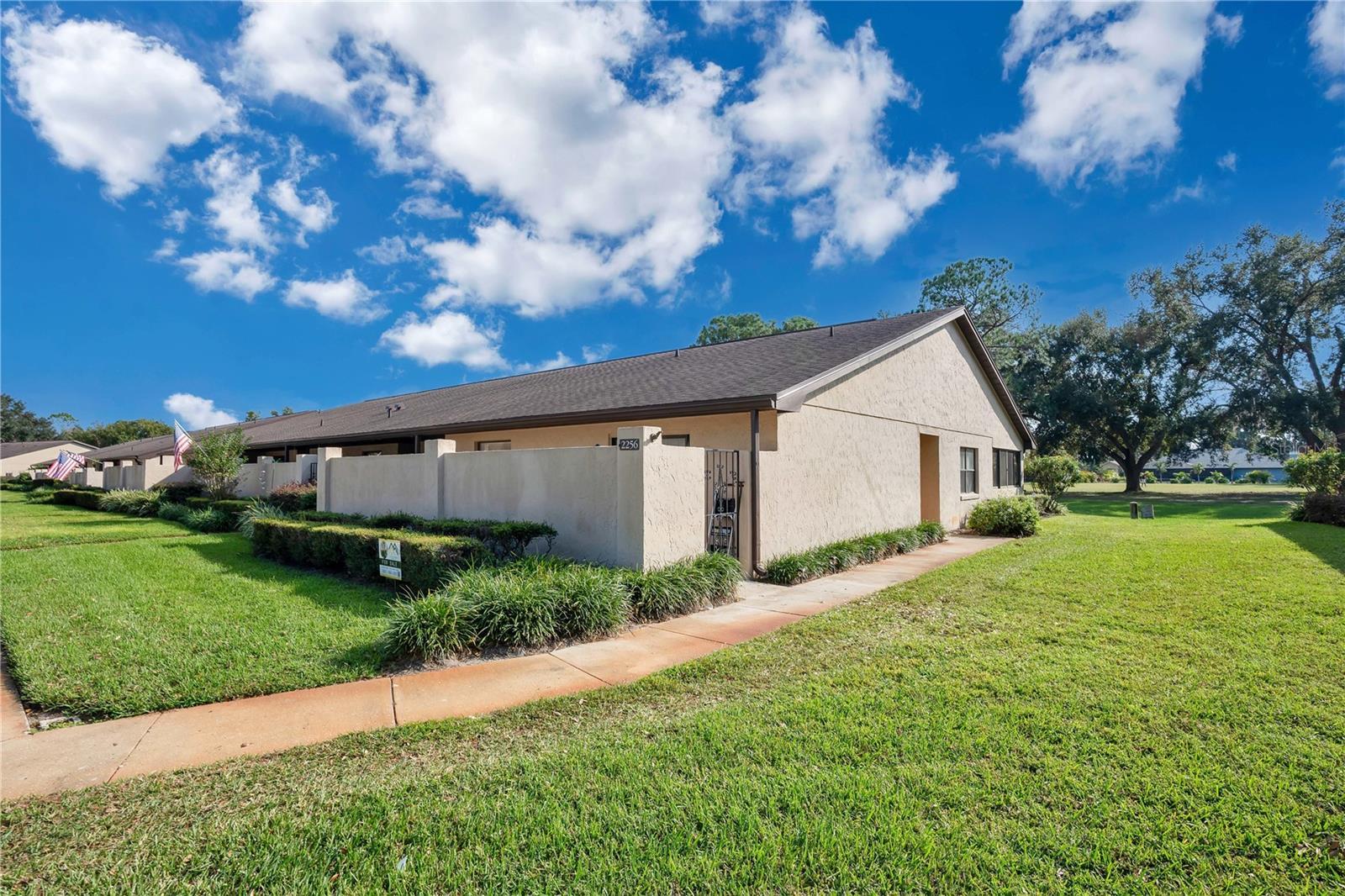Photo one of 2256 Firestone Pl Winter Haven FL 33884 | MLS L4948491