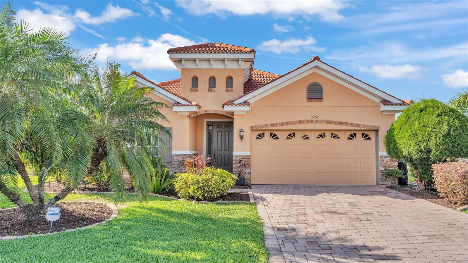 Photo one of 3978 Viamonte Ln Lakeland FL 33810 | MLS L4950733