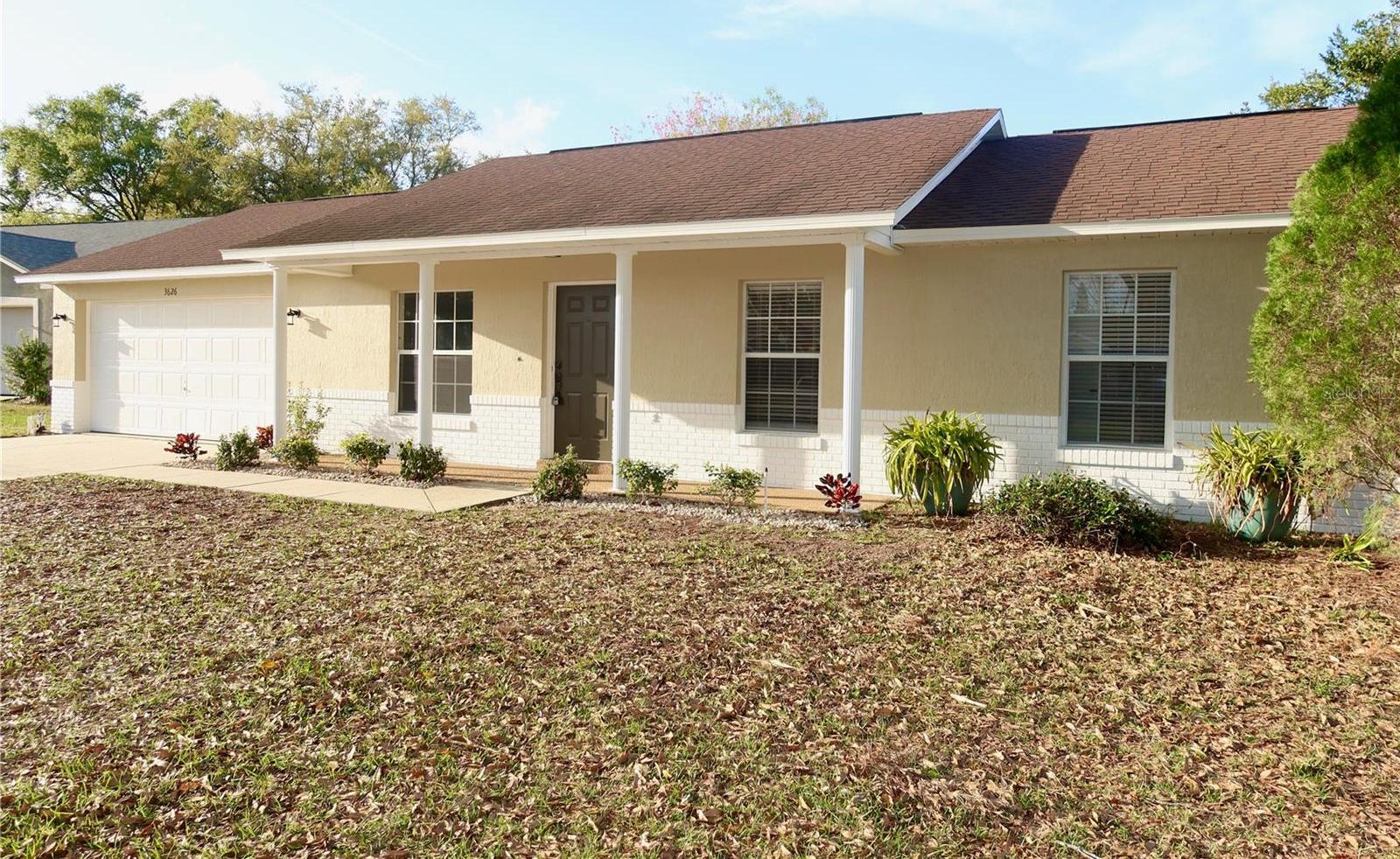 Photo one of 3626 Amber Ln Lakeland FL 33812 | MLS L4951298