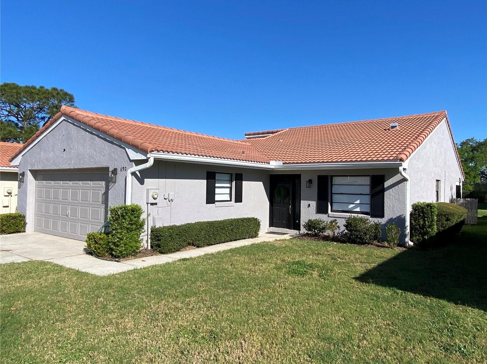 Photo one of 692 Augusta Rd Winter Haven FL 33884 | MLS L4951361