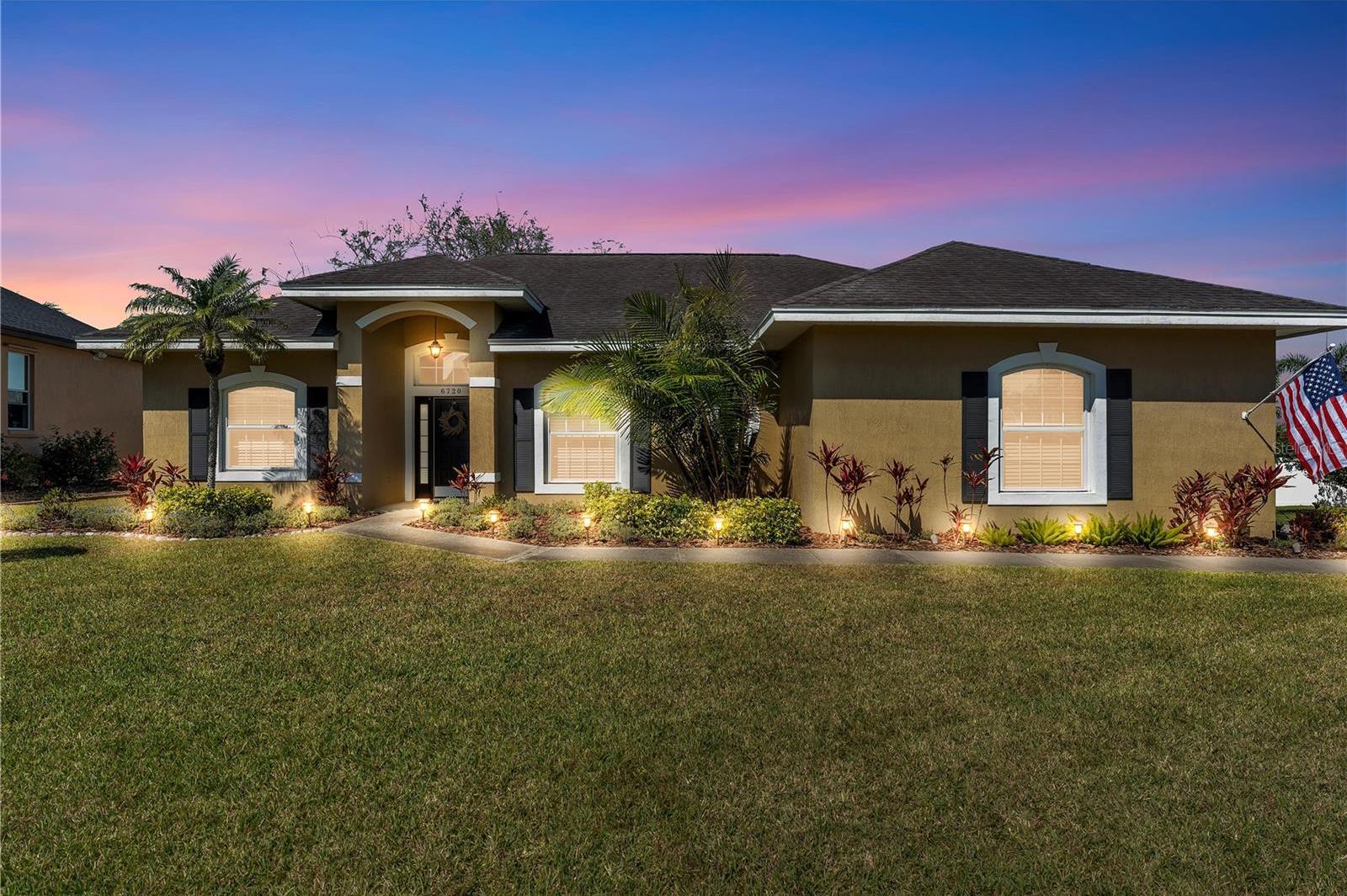 Photo one of 6720 Highlands Creek Loop Lakeland FL 33813 | MLS L4951569