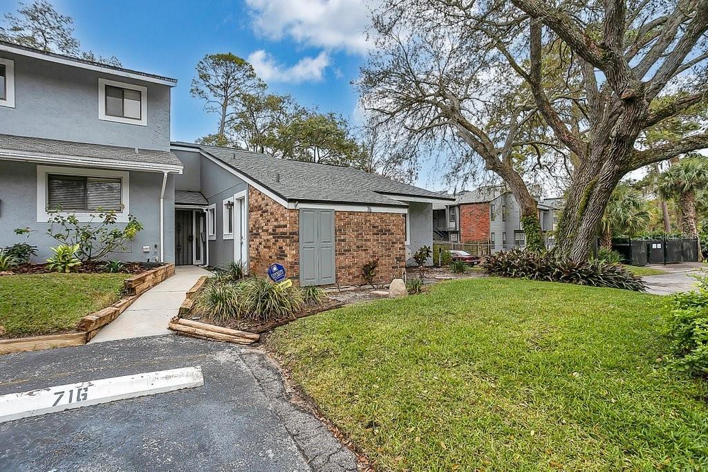 Photo one of 716 Saint Matthew Cir Altamonte Springs FL 32714 | MLS O6207333