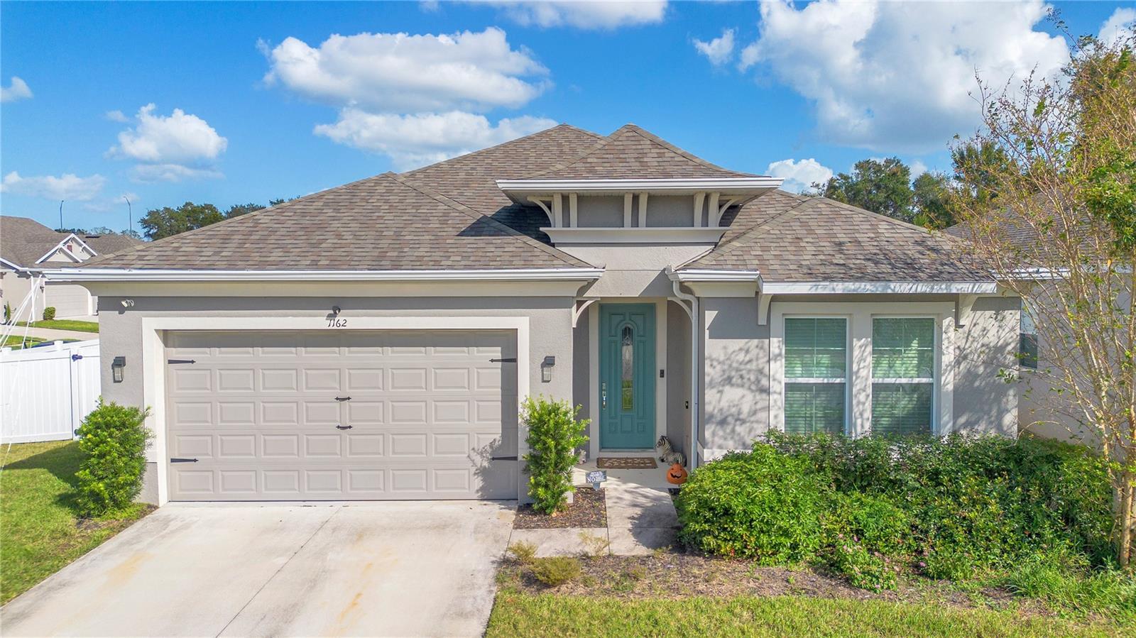 Photo one of 1162 Alder Tree Dr Apopka FL 32703 | MLS O6250842