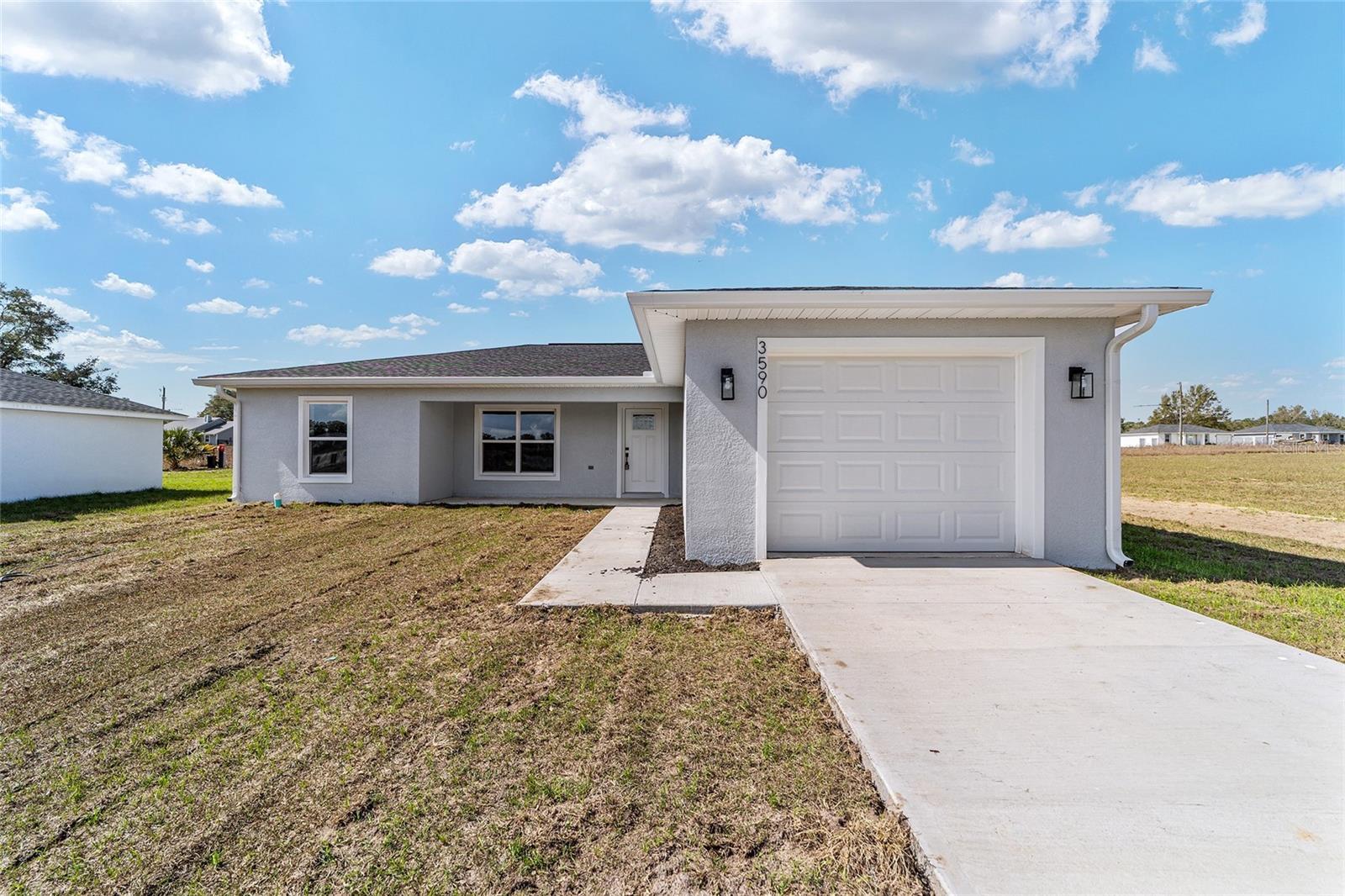 Photo one of 3590 Sw 150Th Ct Ocala FL 34481 | MLS O6251334