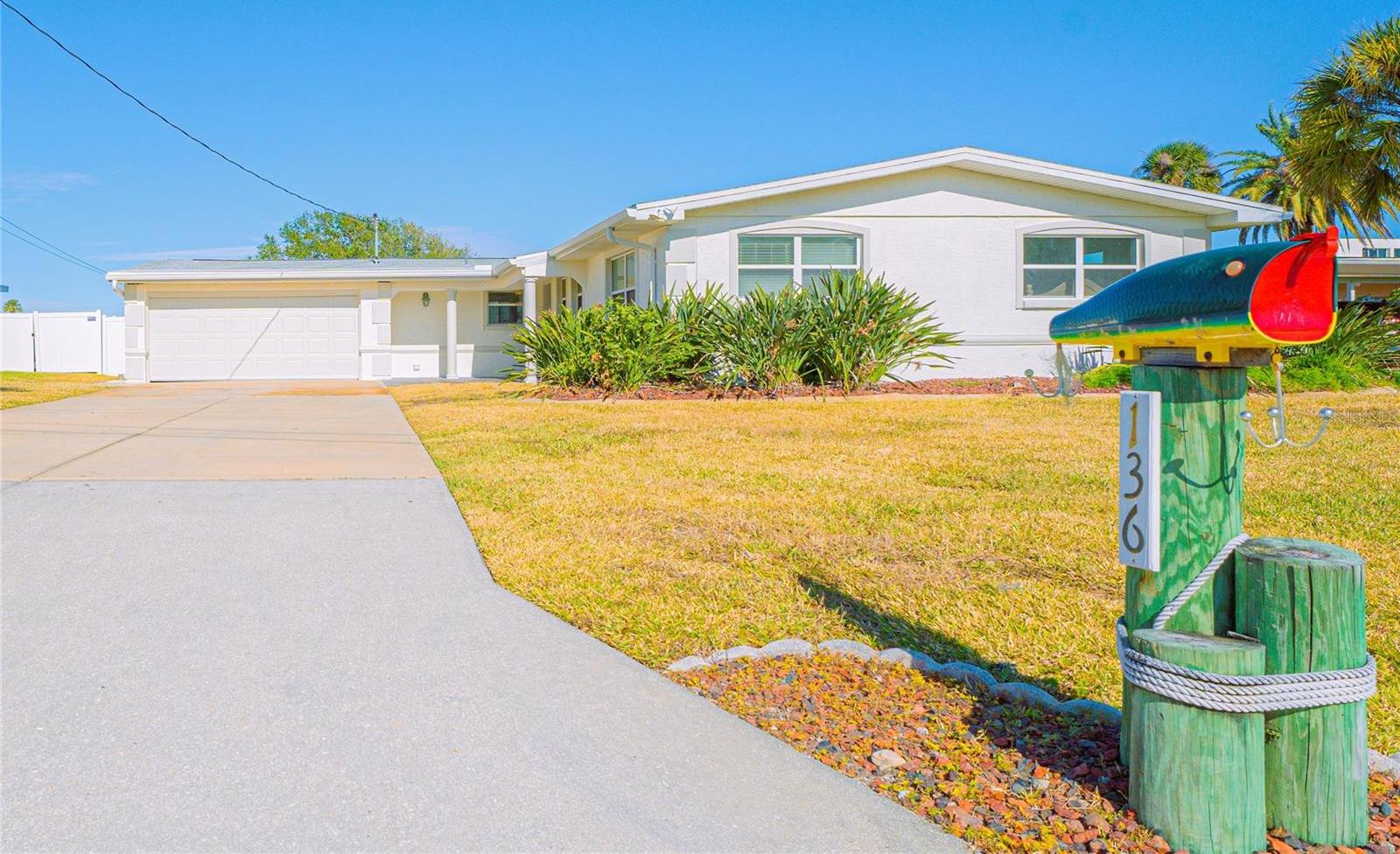 Photo one of 136 Reef Rd South Daytona FL 32119 | MLS O6262928