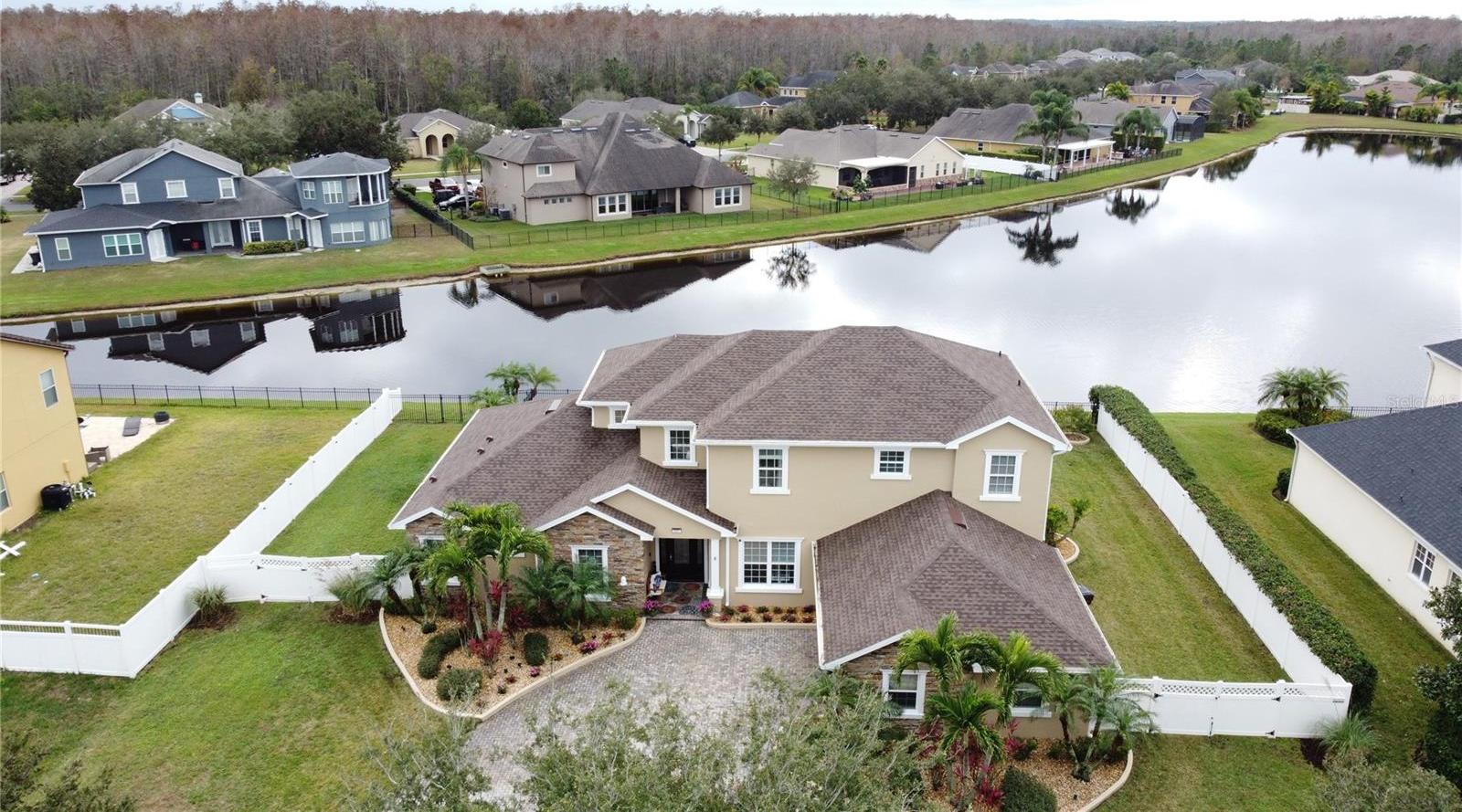 Photo one of 3301 Buckingham Way St Cloud FL 34772 | MLS O6267612