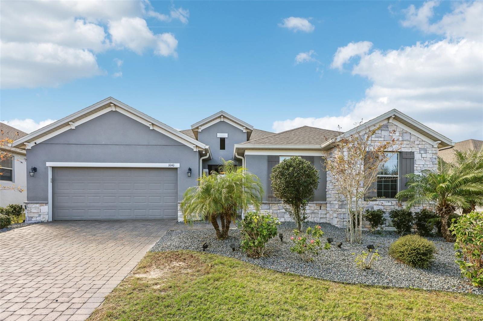 Photo one of 1040 Sadie Ridge Rd Clermont FL 34715 | MLS O6270966