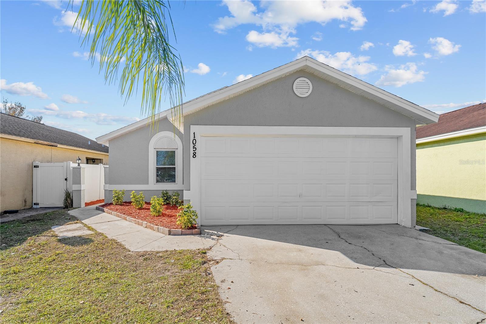 Photo one of 1058 Florida Holly Dr Orlando FL 32811 | MLS O6271859