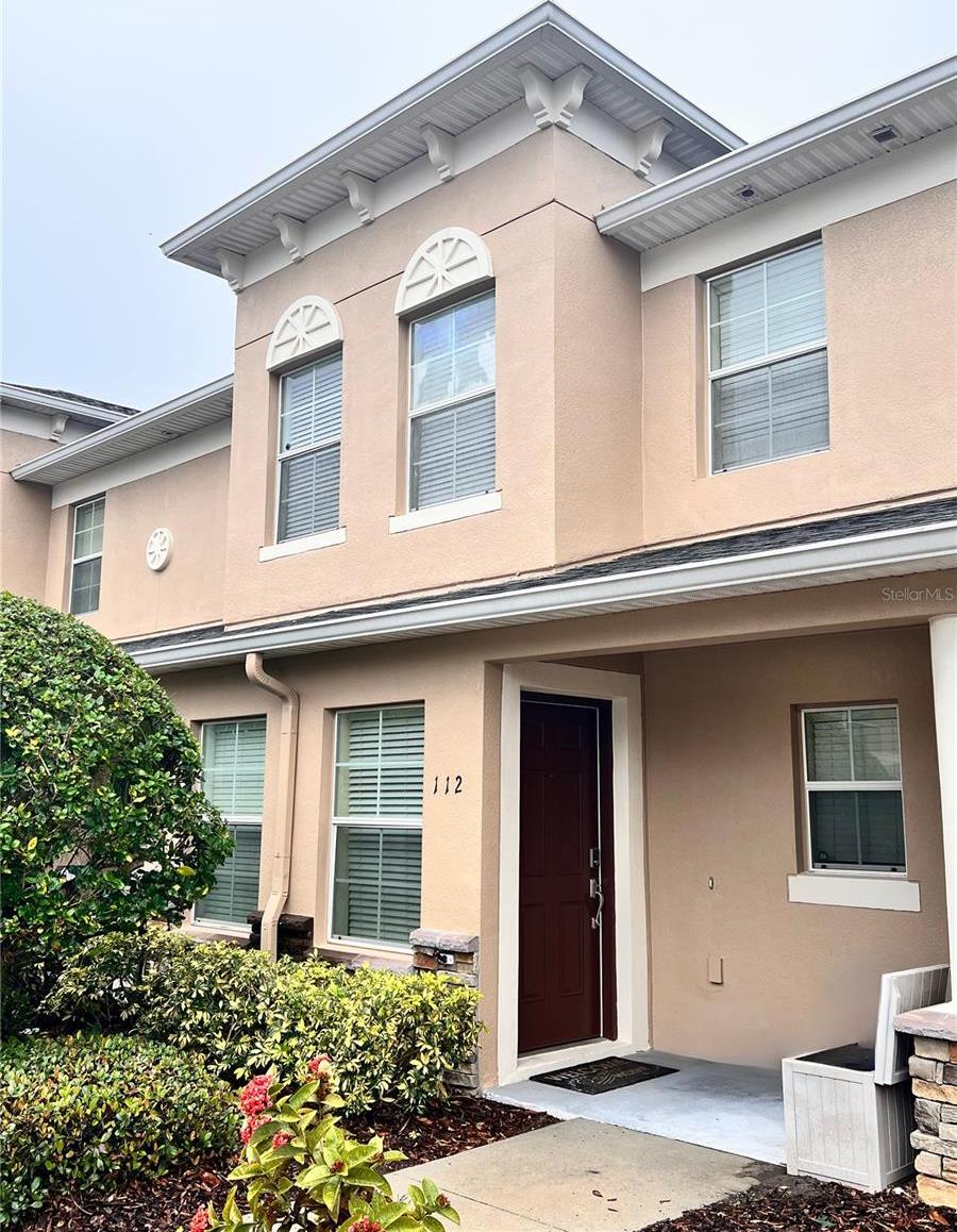 Photo one of 112 Augustus Pt Sanford FL 32773 | MLS O6273800