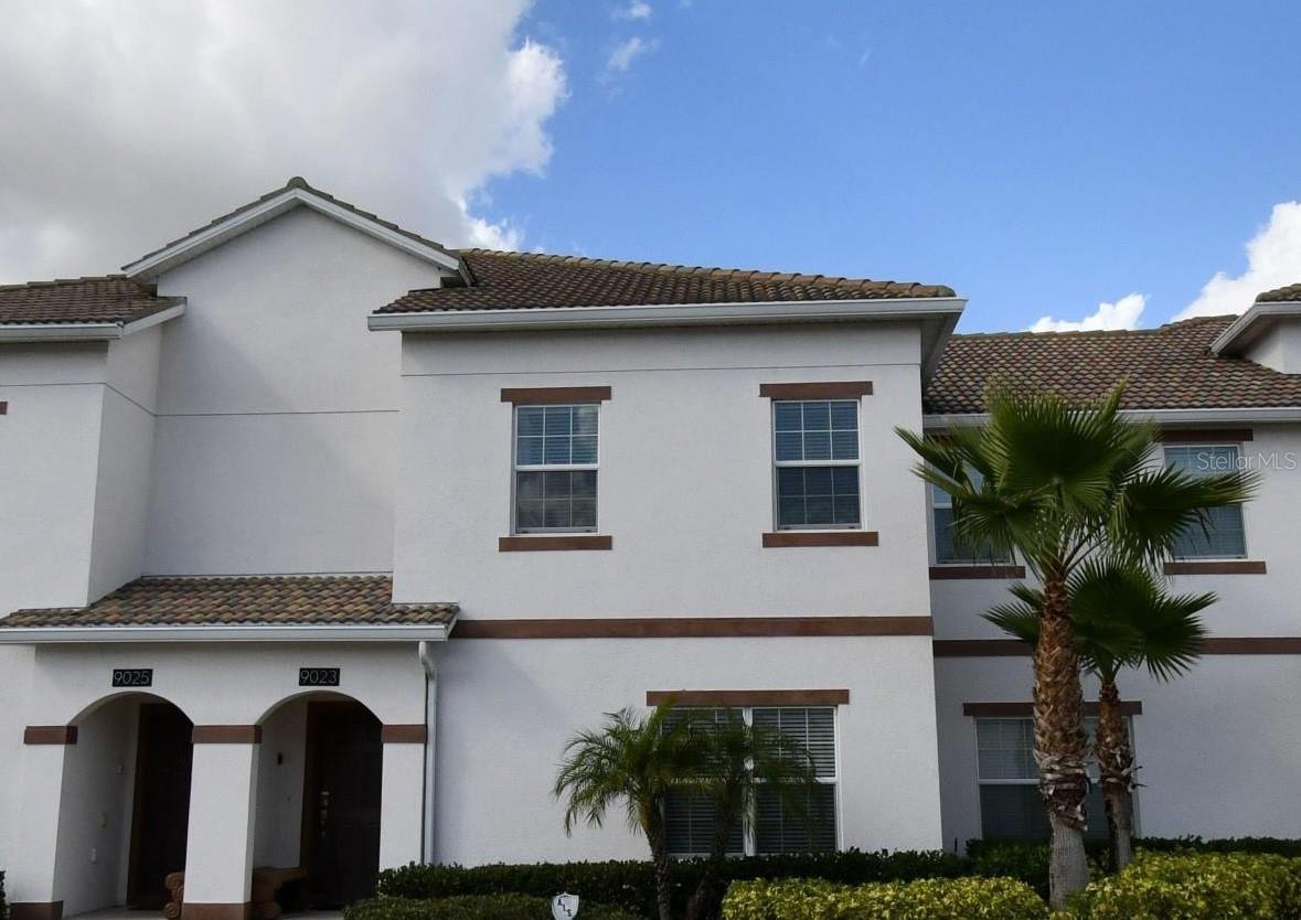 Photo one of 9023 Dogleg Dr Davenport FL 33896 | MLS O6277318