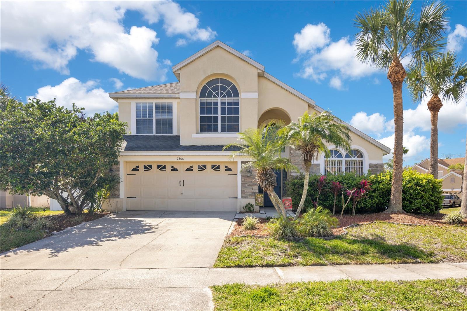 Photo one of 2806 Baywood Ln Kissimmee FL 34746 | MLS O6279056