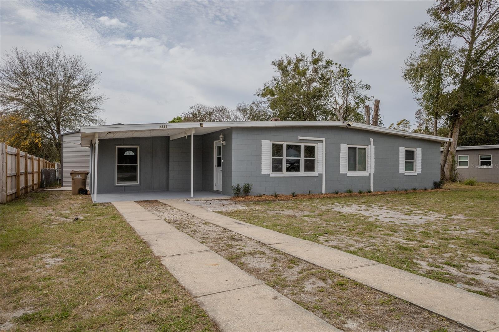 Photo one of 1285 Oak Dr Mount Dora FL 32757 | MLS O6283686