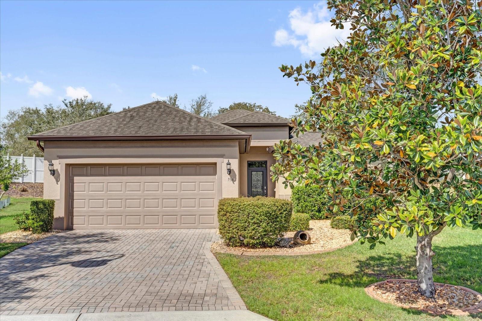 Photo one of 556 Grande Dr Davenport FL 33837 | MLS O6284787