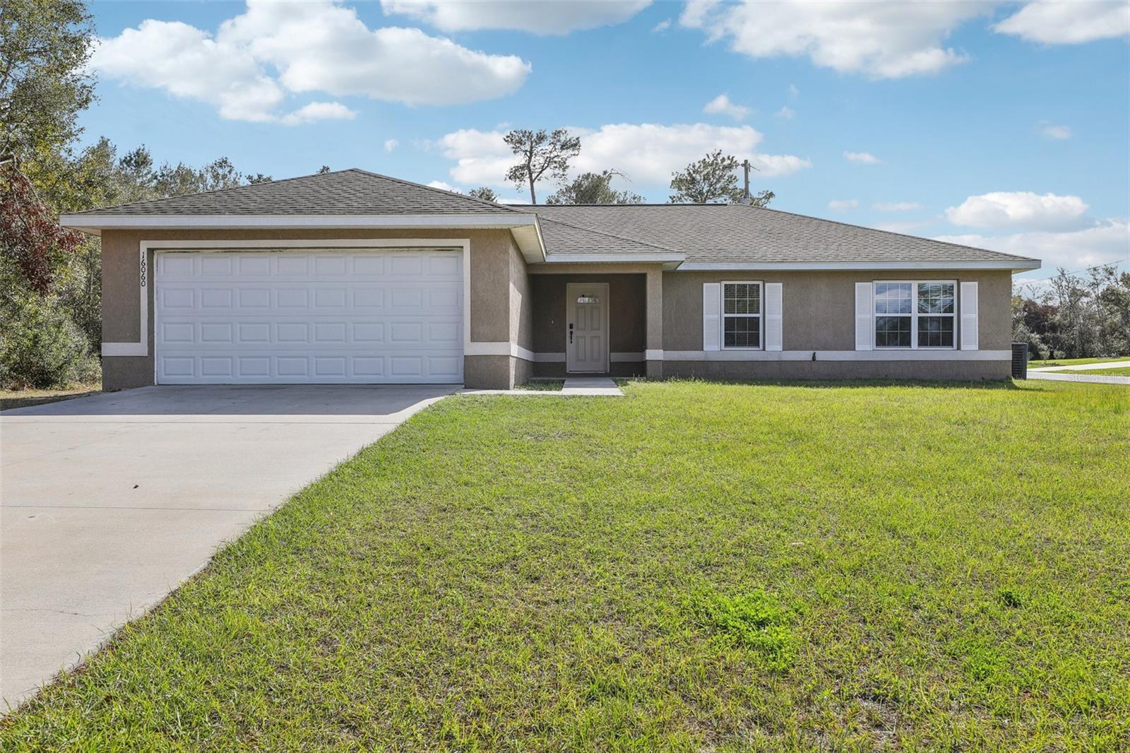 Photo one of 16060 Sw 21St Terrace Rd Ocala FL 34473 | MLS O6285877