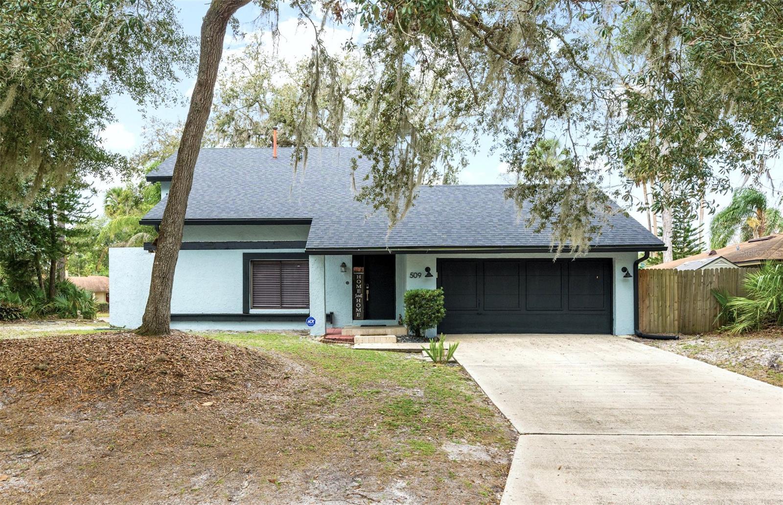 Photo one of 509 Shane Cir Winter Springs FL 32708 | MLS O6285974