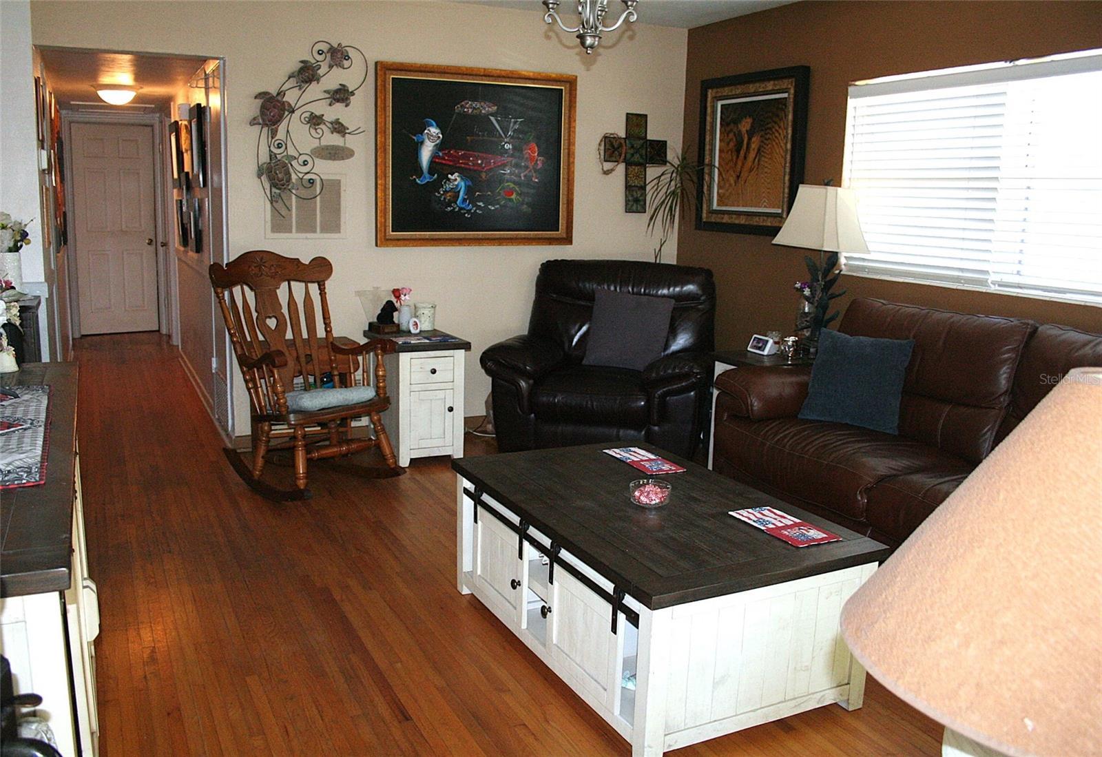 Photo #11