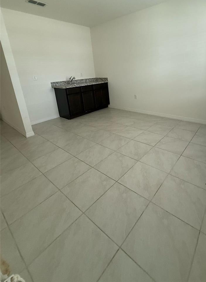 Photo #6