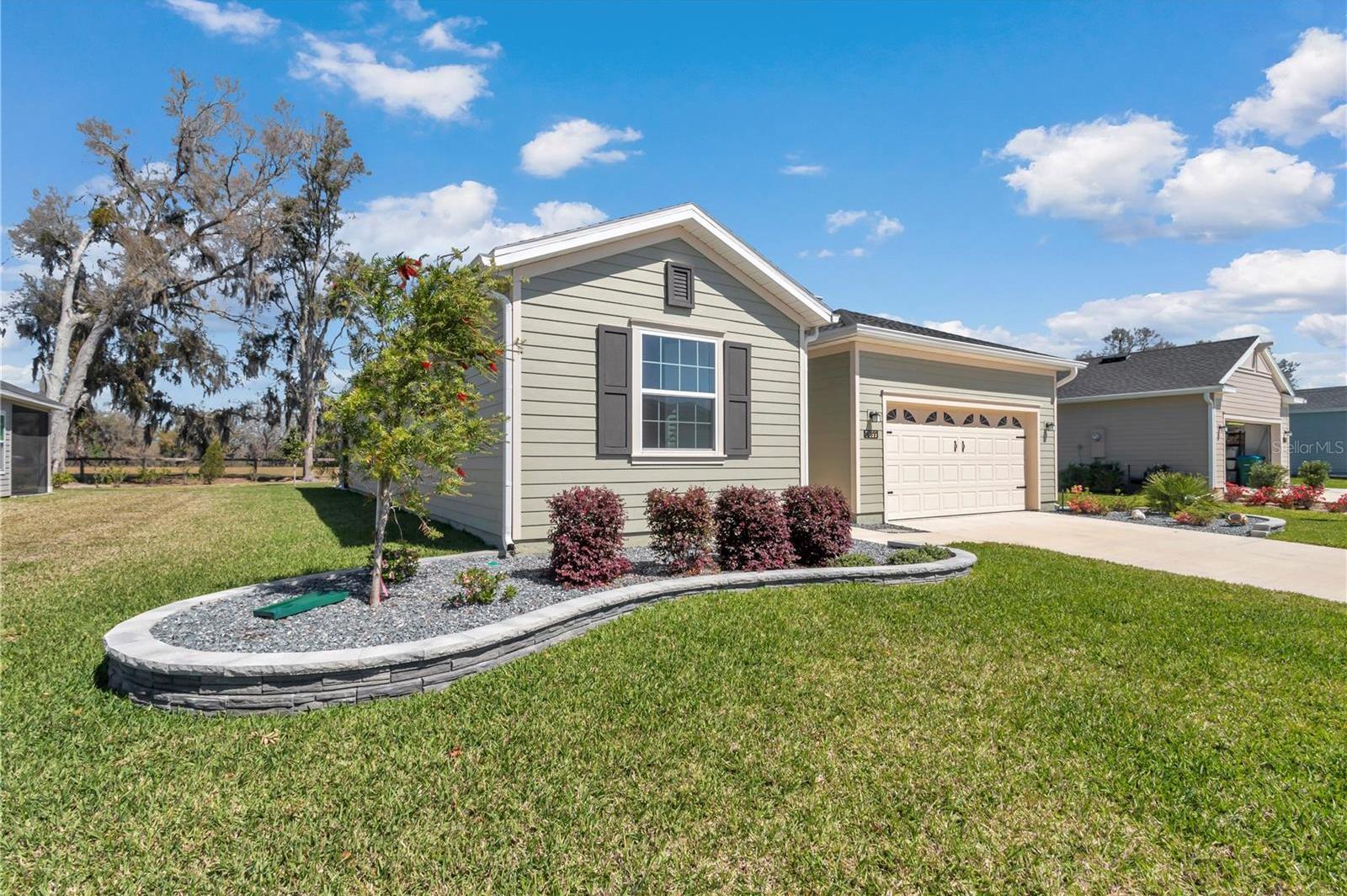 Photo one of 7699 Sw 74Th Loop Ocala FL 34481 | MLS O6286561