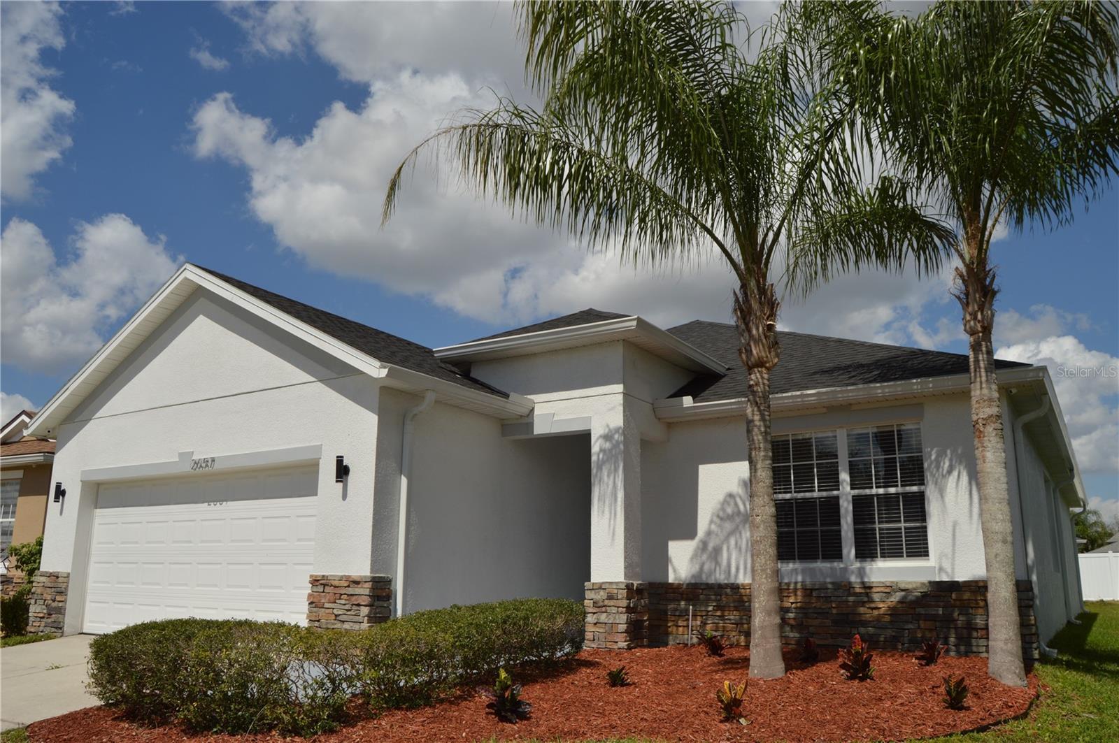 Photo one of 2657 Youngford St Orlando FL 32824 | MLS O6287046