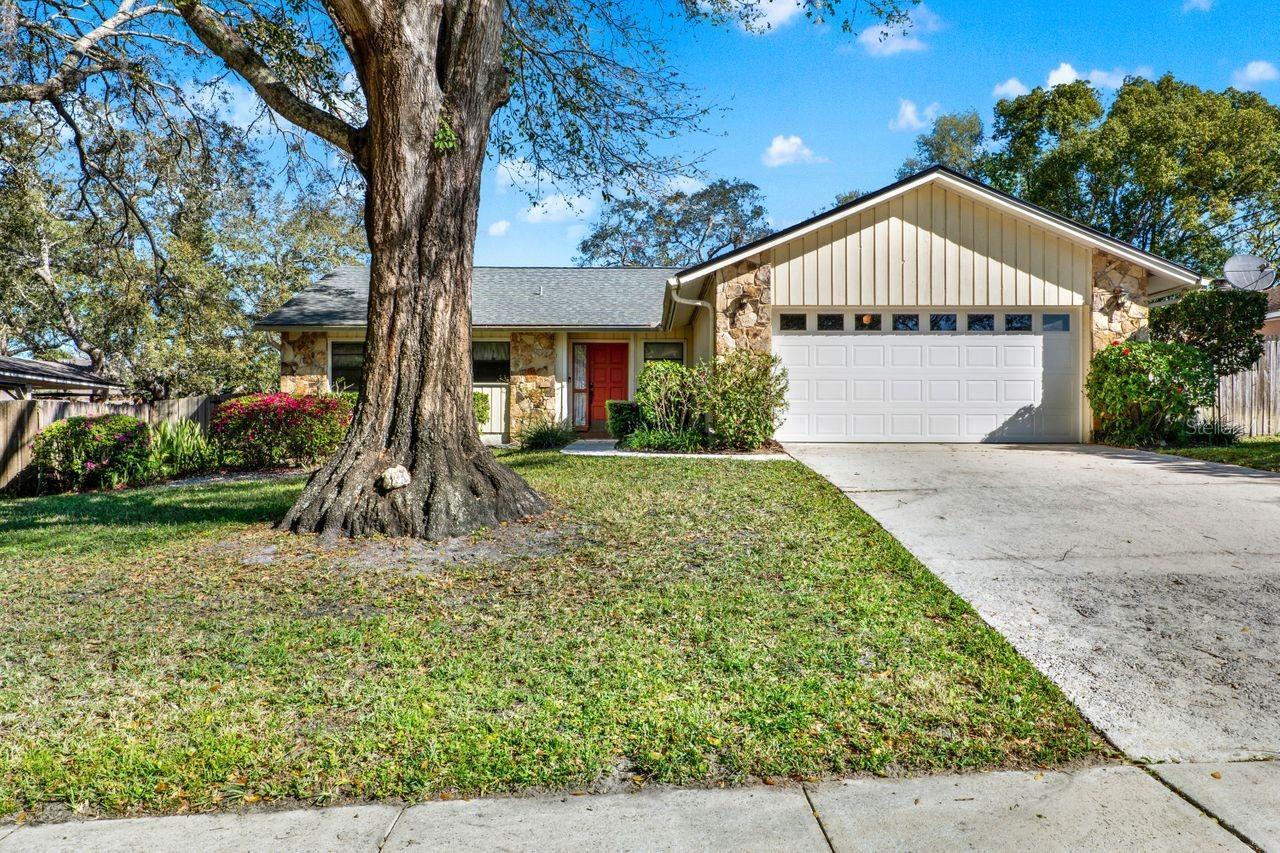 Photo one of 600 Heather Brite Cir Apopka FL 32712 | MLS O6287148