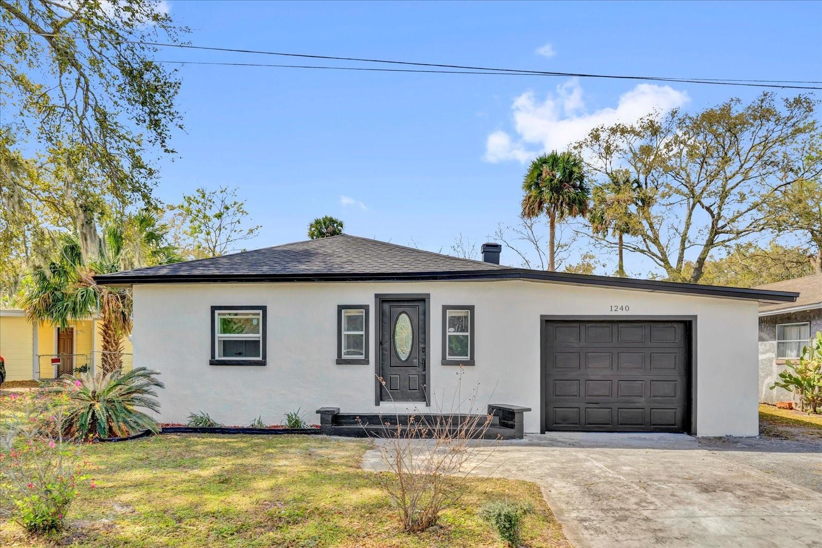 Photo one of 1240 Moton Ave Sanford FL 32771 | MLS O6287312