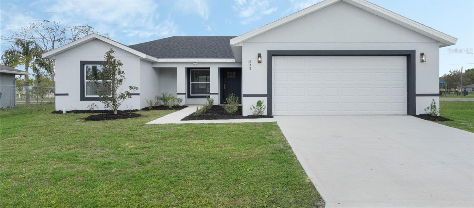 Photo one of 803 Marquis Ct Kissimmee FL 34759 | MLS O6287371