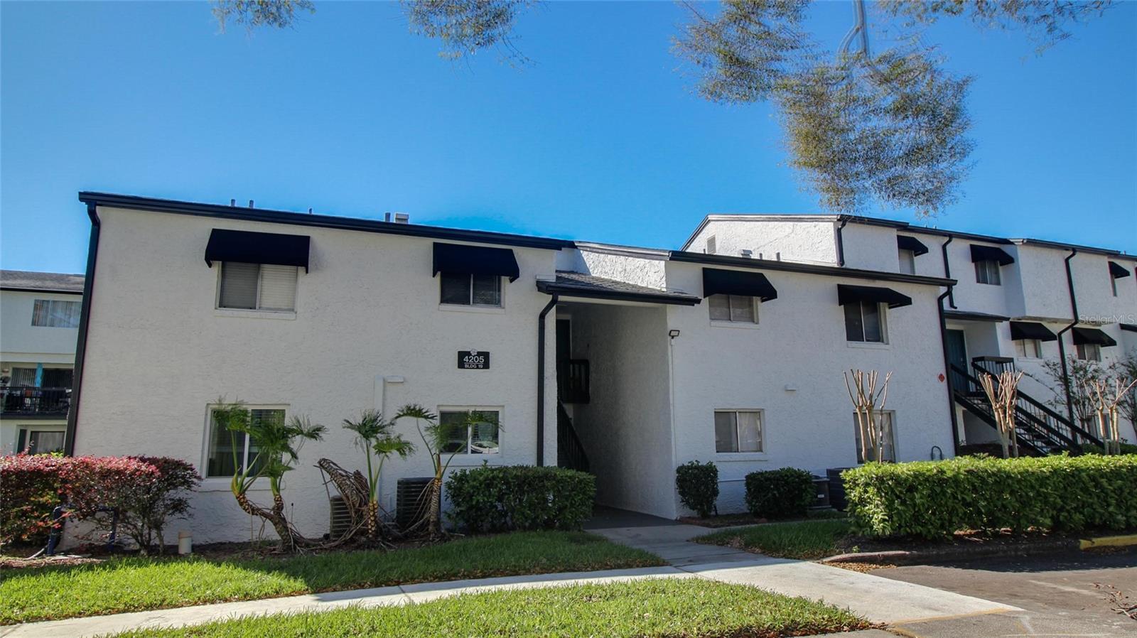 Photo one of 4205 S Semoran Blvd # 3 Orlando FL 32822 | MLS O6287707