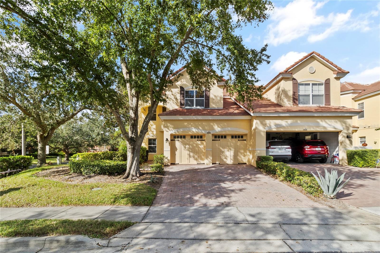 Photo one of 6881 Piazza St Orlando FL 32819 | MLS O6288791