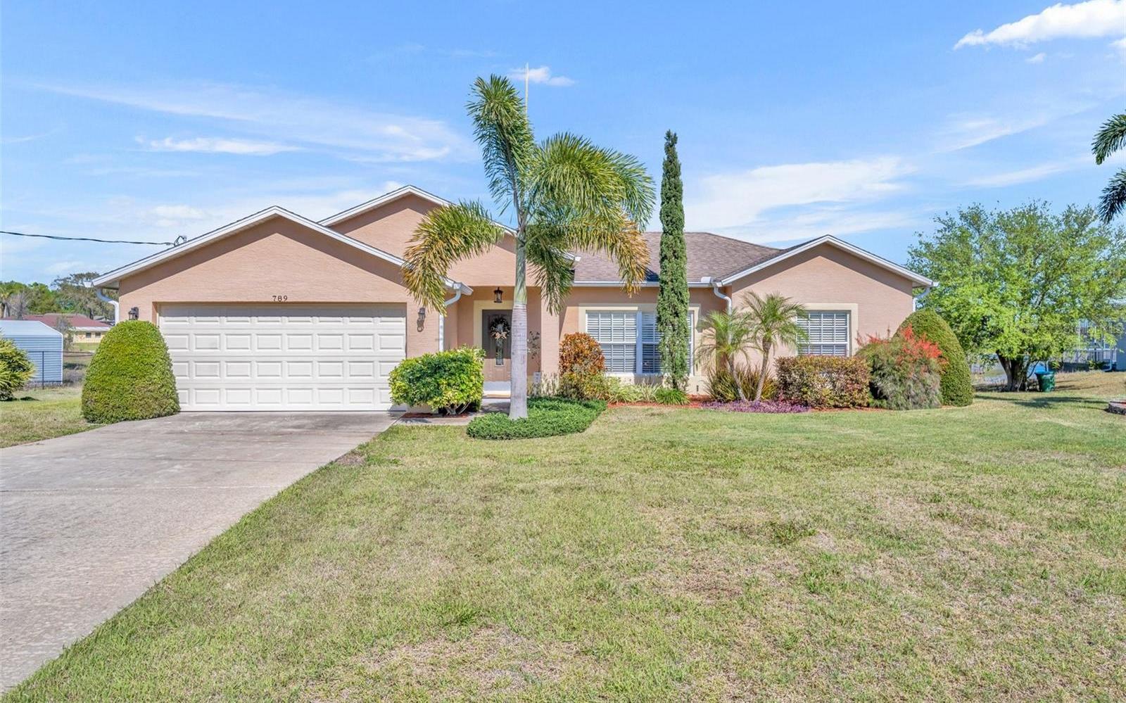 Photo one of 789 Kangaroo Ct Deltona FL 32738 | MLS O6289445