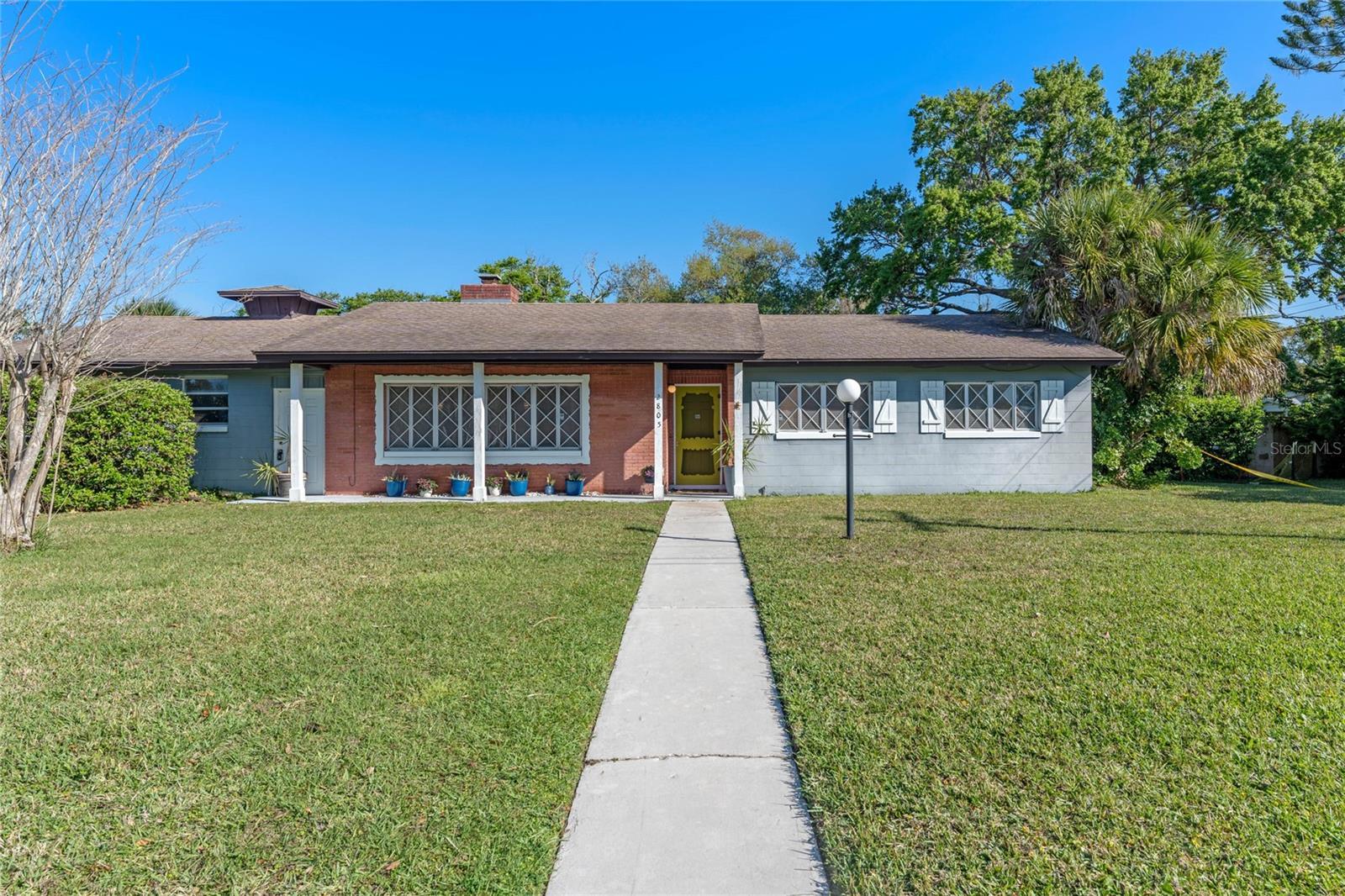 Photo one of 2805 Bongart Rd Winter Park FL 32792 | MLS O6289597