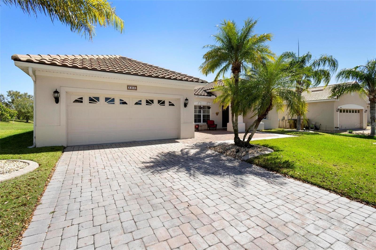 Photo one of 3403 Great Pond Dr Kissimmee FL 34746 | MLS O6289537