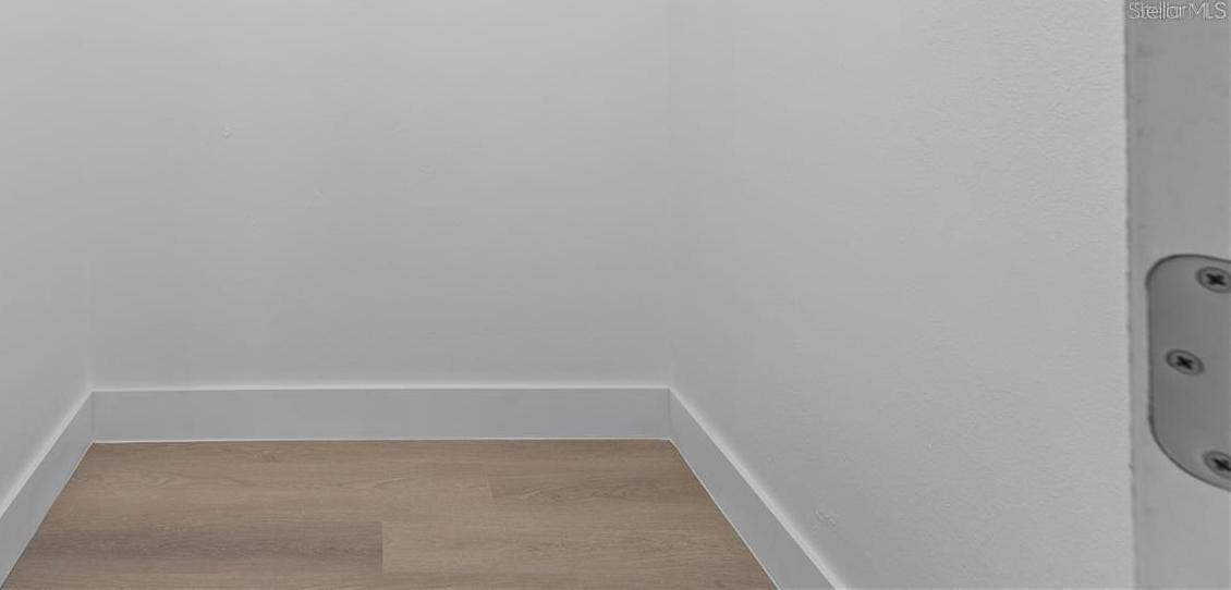 Photo #12