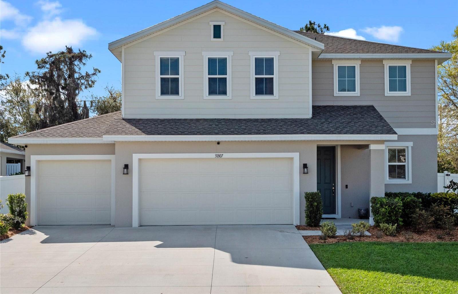 Photo one of 31807 Broadwater Ave Leesburg FL 34748 | MLS O6290119