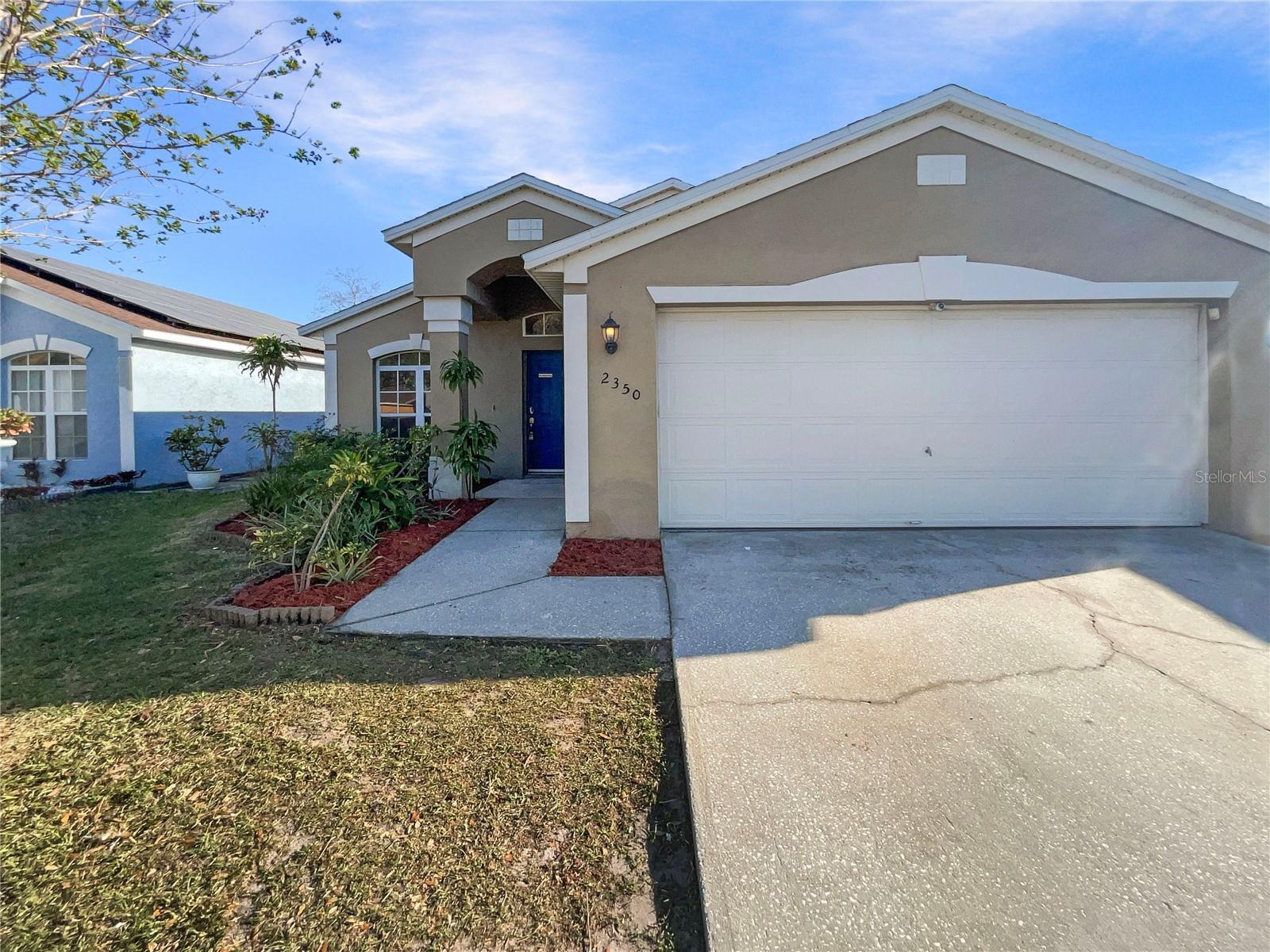 Photo one of 2350 Blue Sapphire Cir Orlando FL 32837 | MLS O6290339