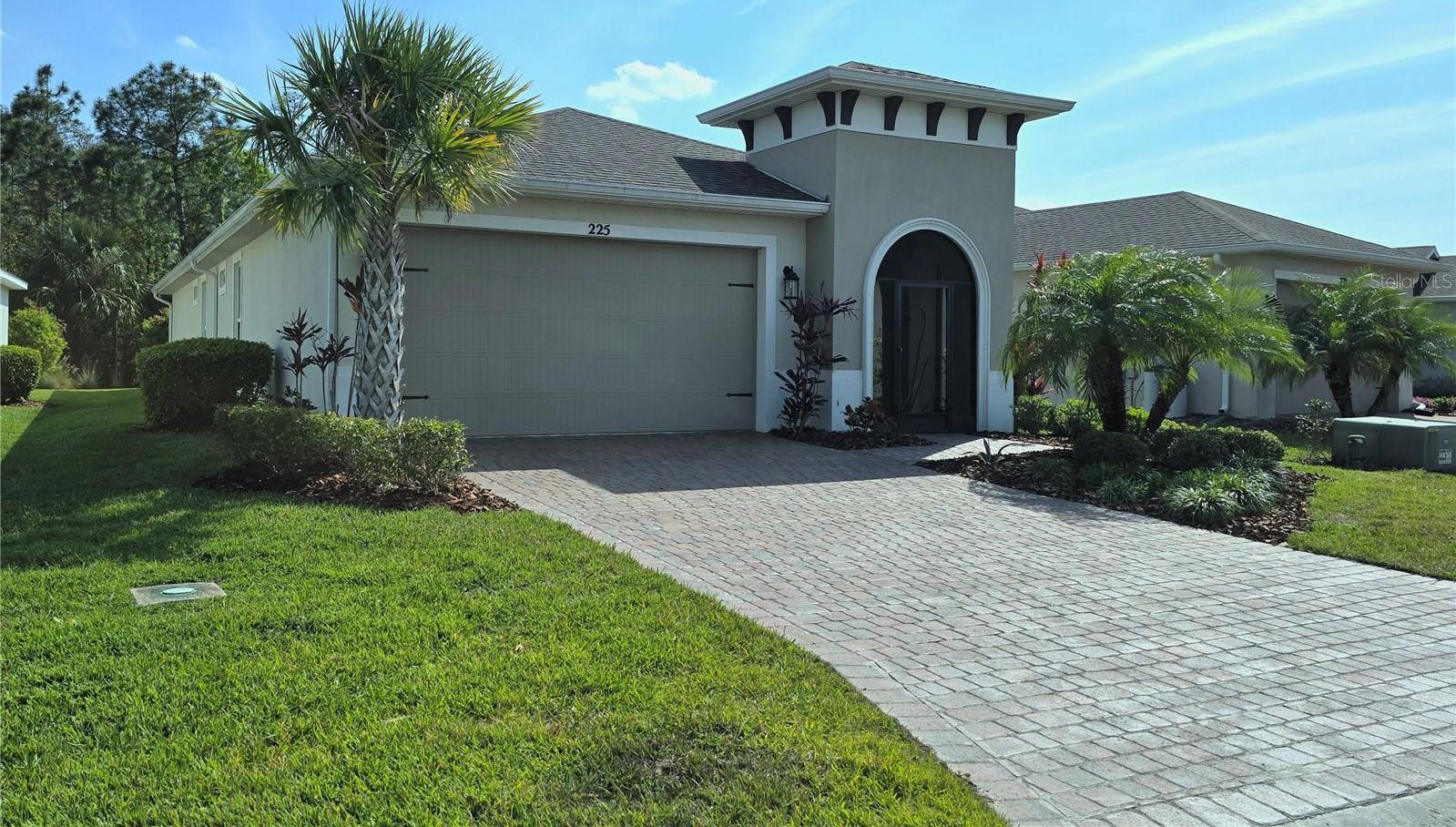 Photo one of 225 Vestrella Dr Kissimmee FL 34759 | MLS O6290462