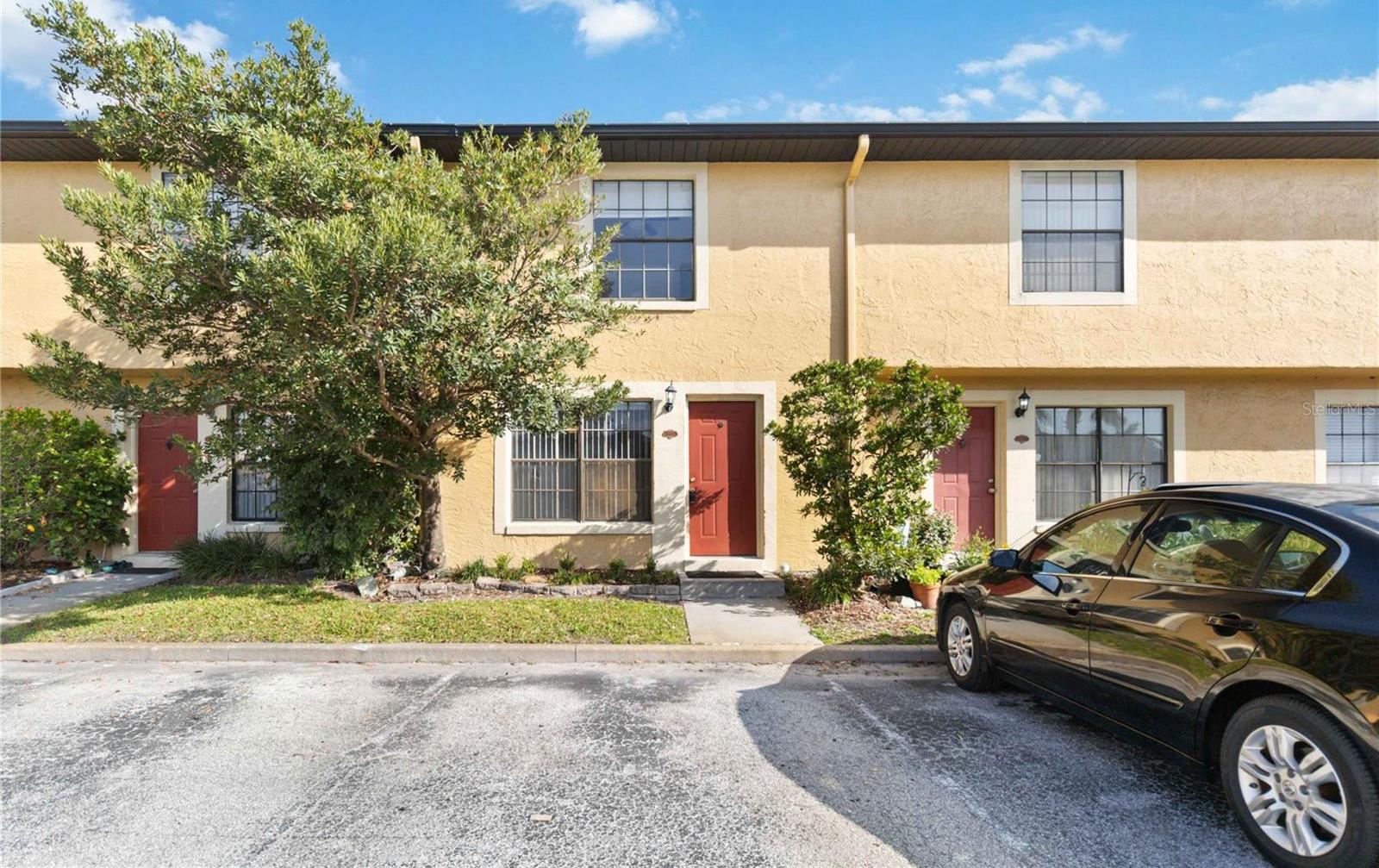 Photo one of 7417 Wynnewood Sq # 174 Winter Park FL 32792 | MLS O6290750