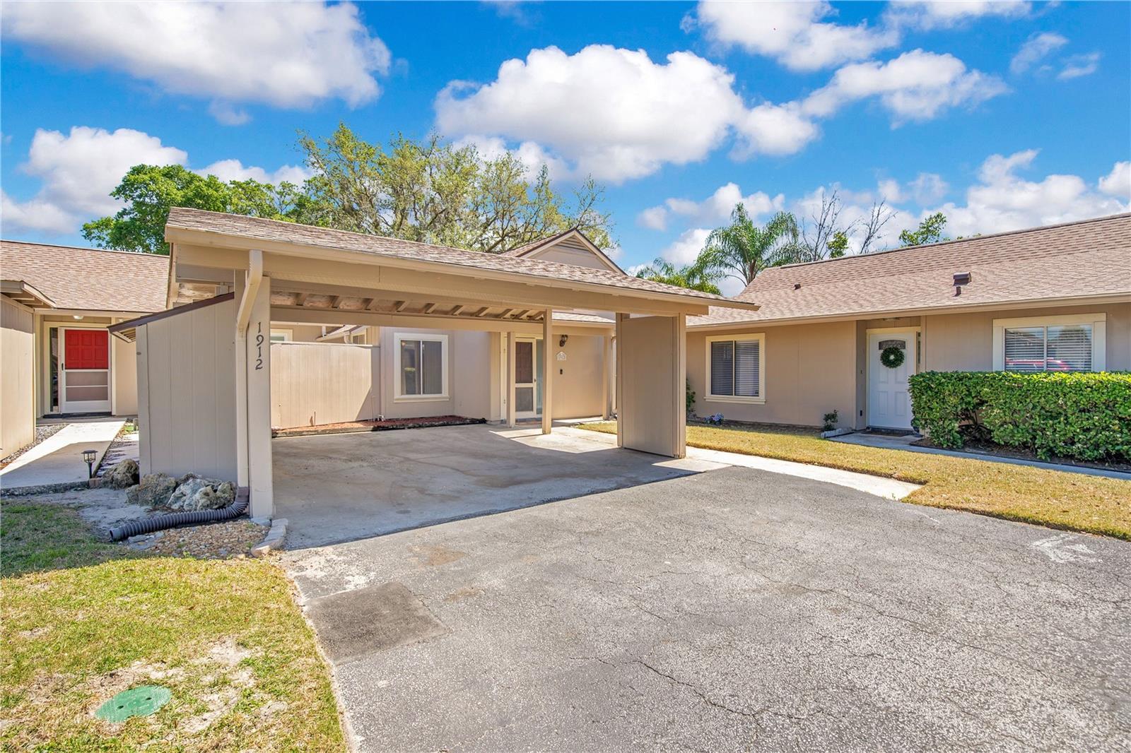 Photo one of 1912 Abbington St # Ge Apopka FL 32712 | MLS O6291597