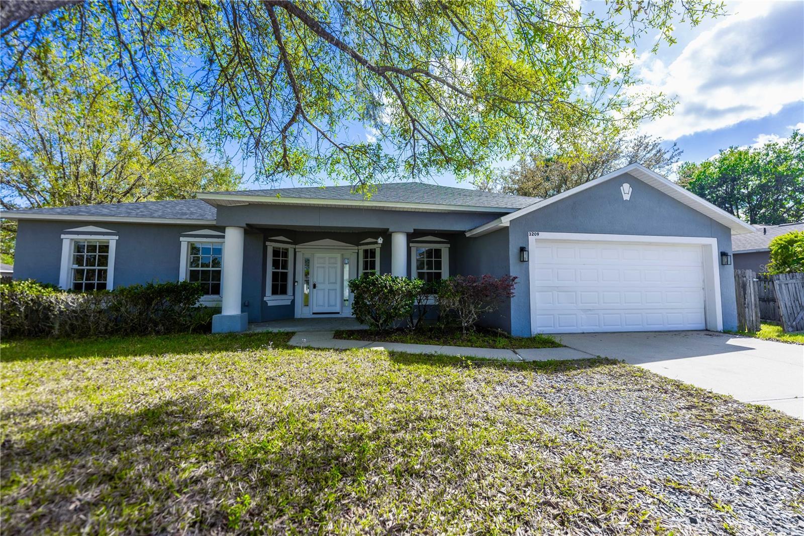 Photo one of 3209 Hanley St Deltona FL 32738 | MLS O6291773