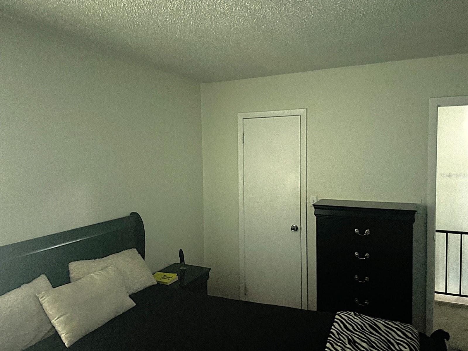 Photo #6