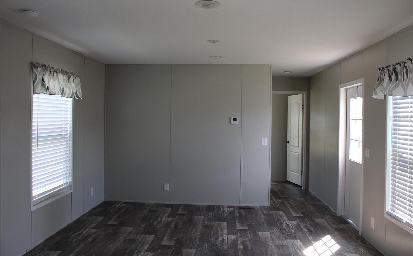 Photo #4