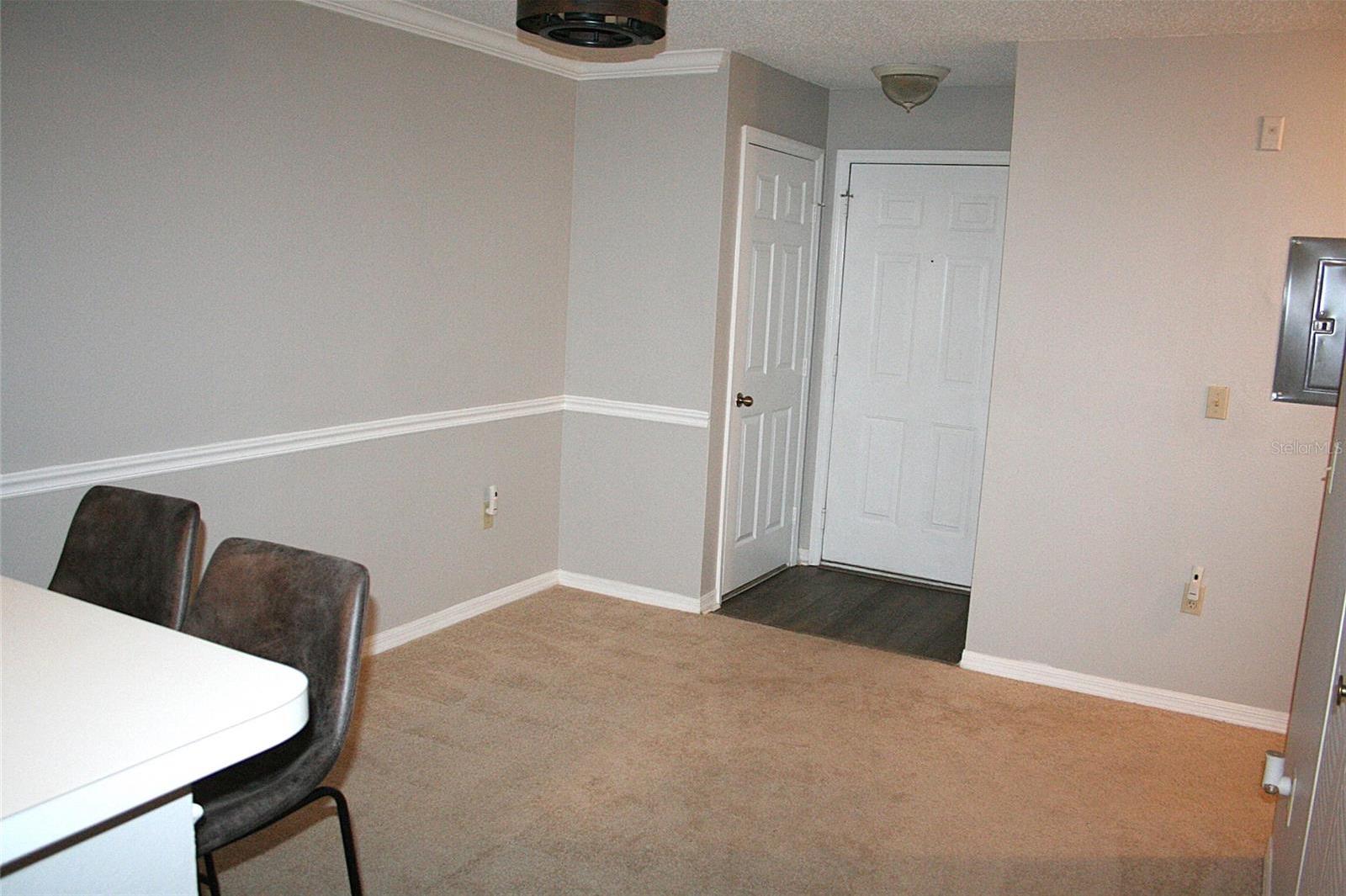 Photo #6